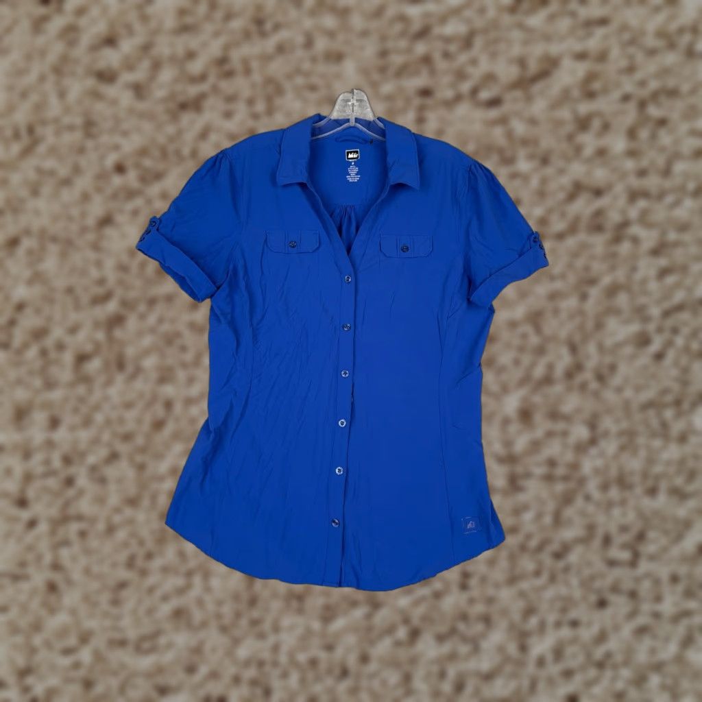 Vintage REI Shirt Women Medium Blue Button Up Short Sleeve Pocket Nylon Blend Fish Hike Size M / US 6-8 / IT 42-44 - 1 Thumbnail