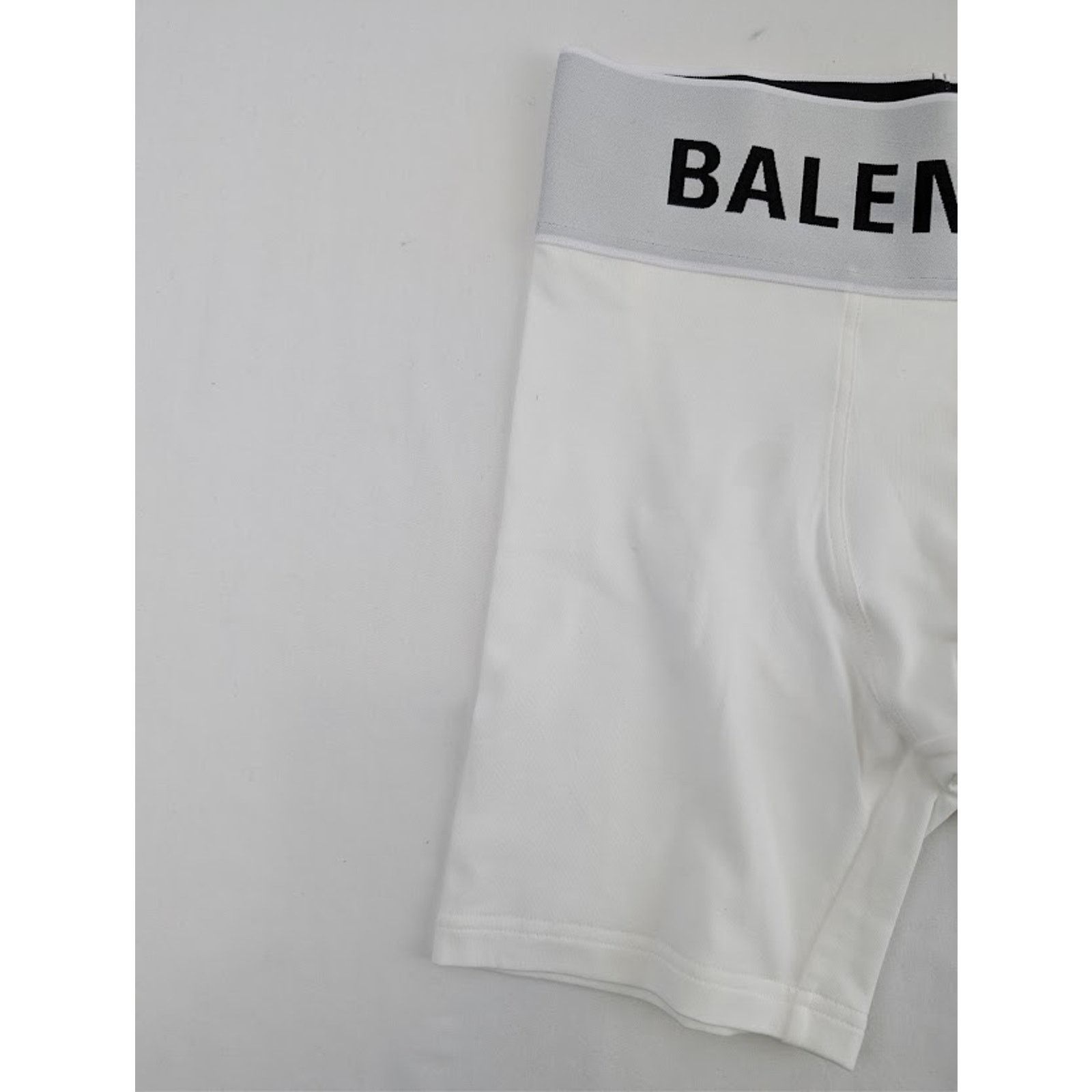 Balenciaga o1rshd1 Q:2 / Size: M / Midway Boxer Brief Shorts in White Size US 32 / EU 48 - 6 Thumbnail