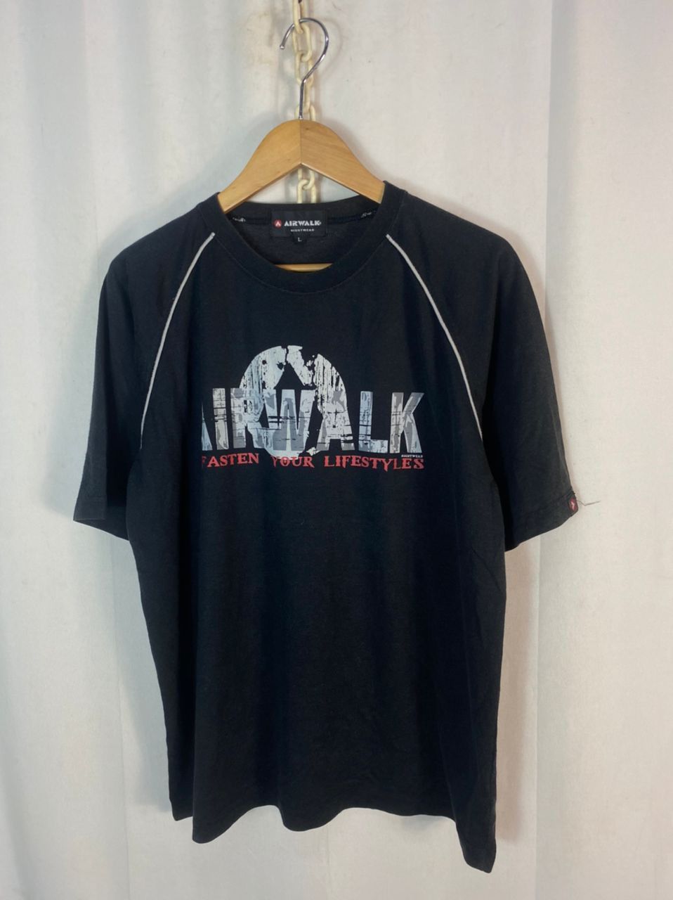 Airwalk Airwalk “unfasten your lifestyle” printed tshirt Size US L / EU 52-54 / 3 - 1 Thumbnail