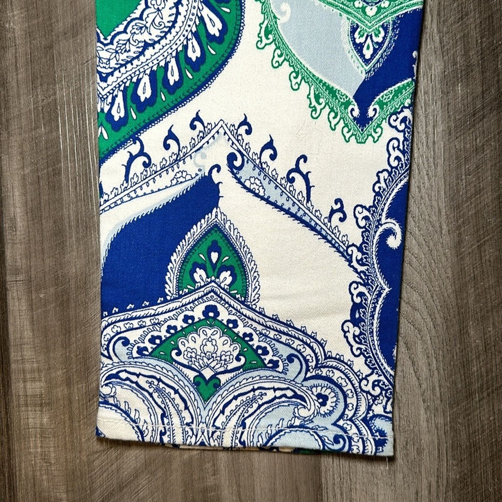 Chicos Chico’s The Platinum Crop Paisley Jeans - 0 Size 30" / US 8 / IT 44 - 3 Thumbnail