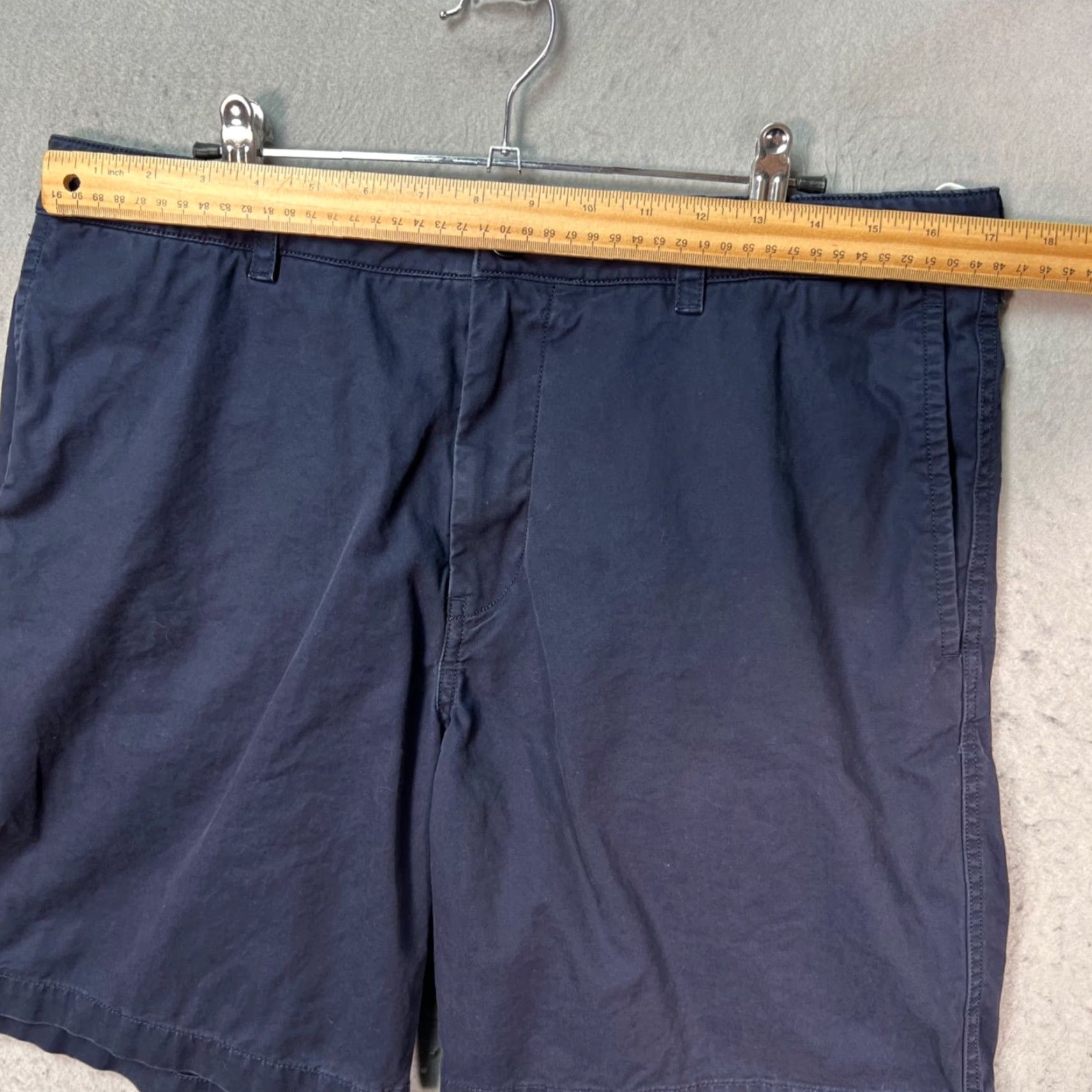 Arket Arket Mens Size 50 Navy Blue Cotton Twill Chino Shorts Men Regular Inseam 6 in Summer Casual Vintage No Size US 34 / EU 50 - 7 Thumbnail