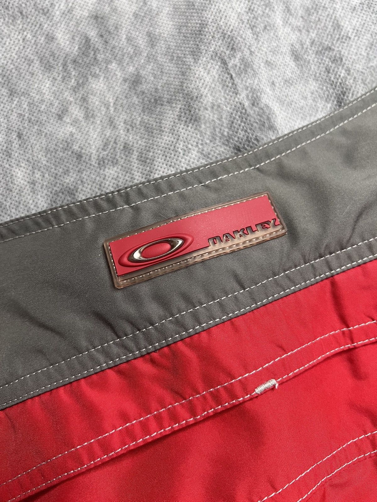 Oakley Vintage Oakley Shorts Size 30 Size US 30 / EU 46 - 9 Thumbnail