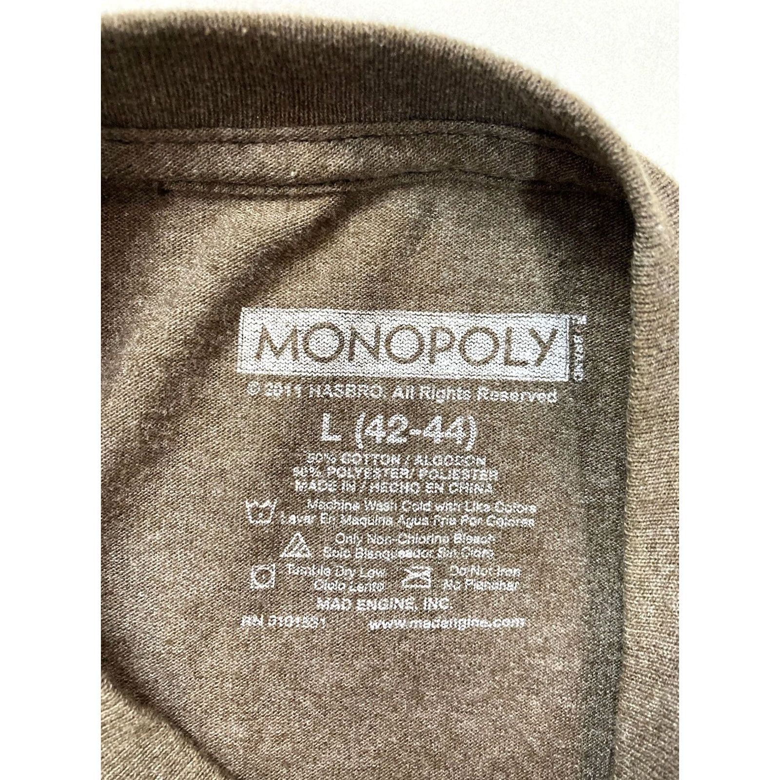 Vintage MONOPOLY I Wanna Be A Billionaire Graphic T-shirt Men Large Brown Short Sleeve Size US L / EU 52-54 / 3 - 4 Thumbnail