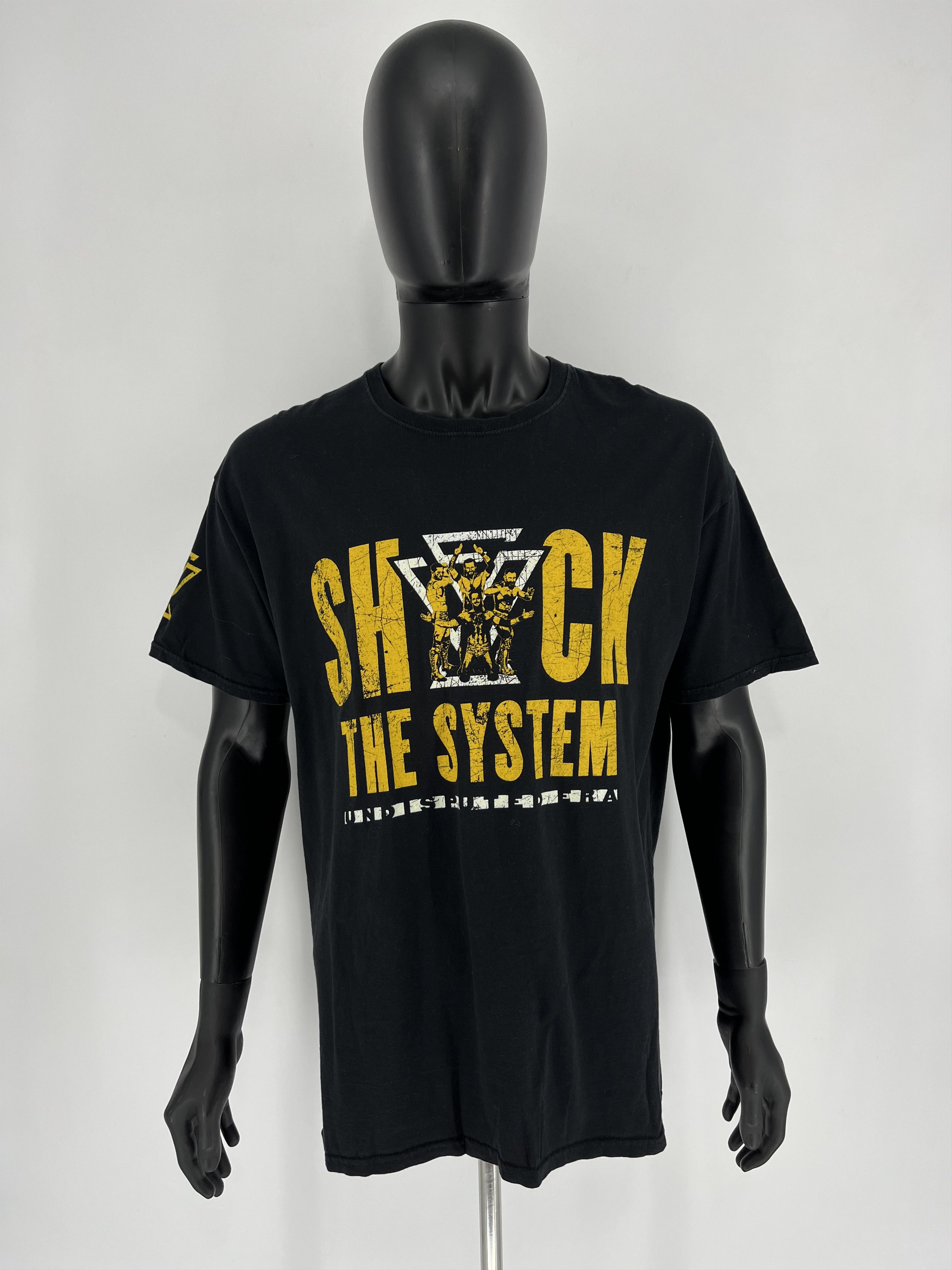 Vintage Wwe T-Shirts 2019 Size US XL / EU 56 / 4 - 2 Thumbnail
