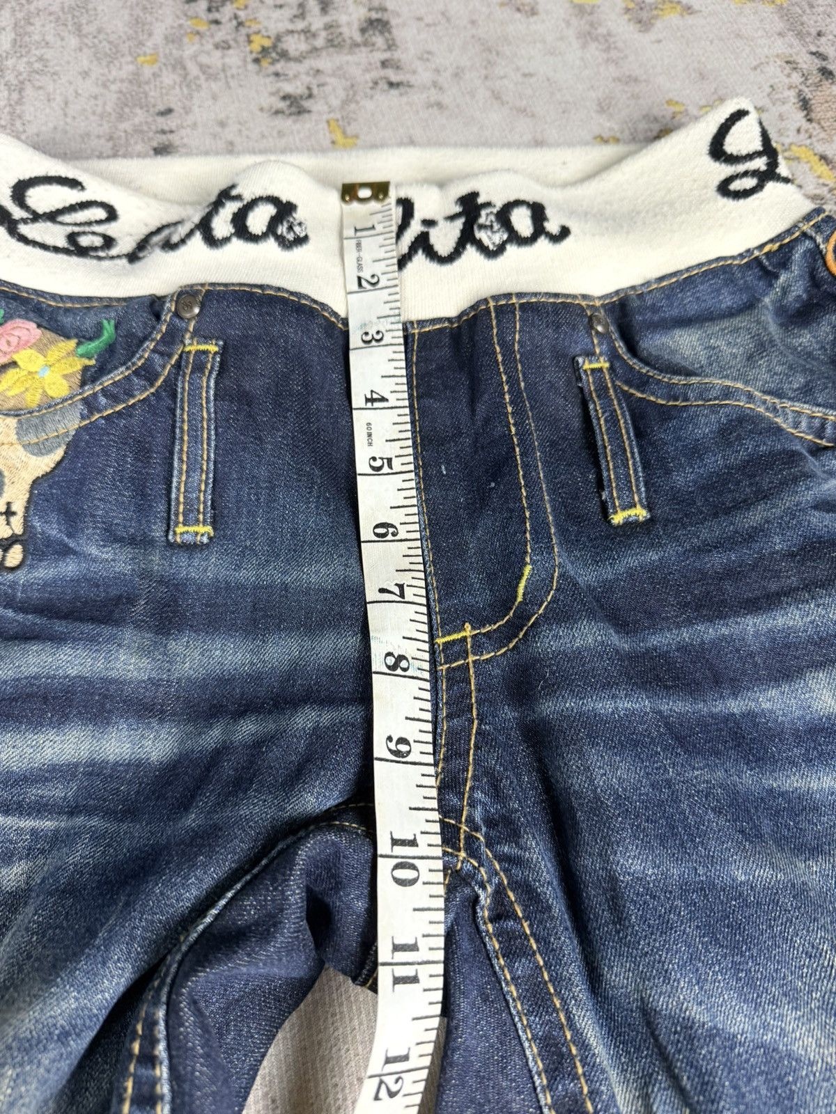 Tornado Mart Rare Lolita Yoshitomo Nara Skull Jeans Size US 29 - 9 Thumbnail