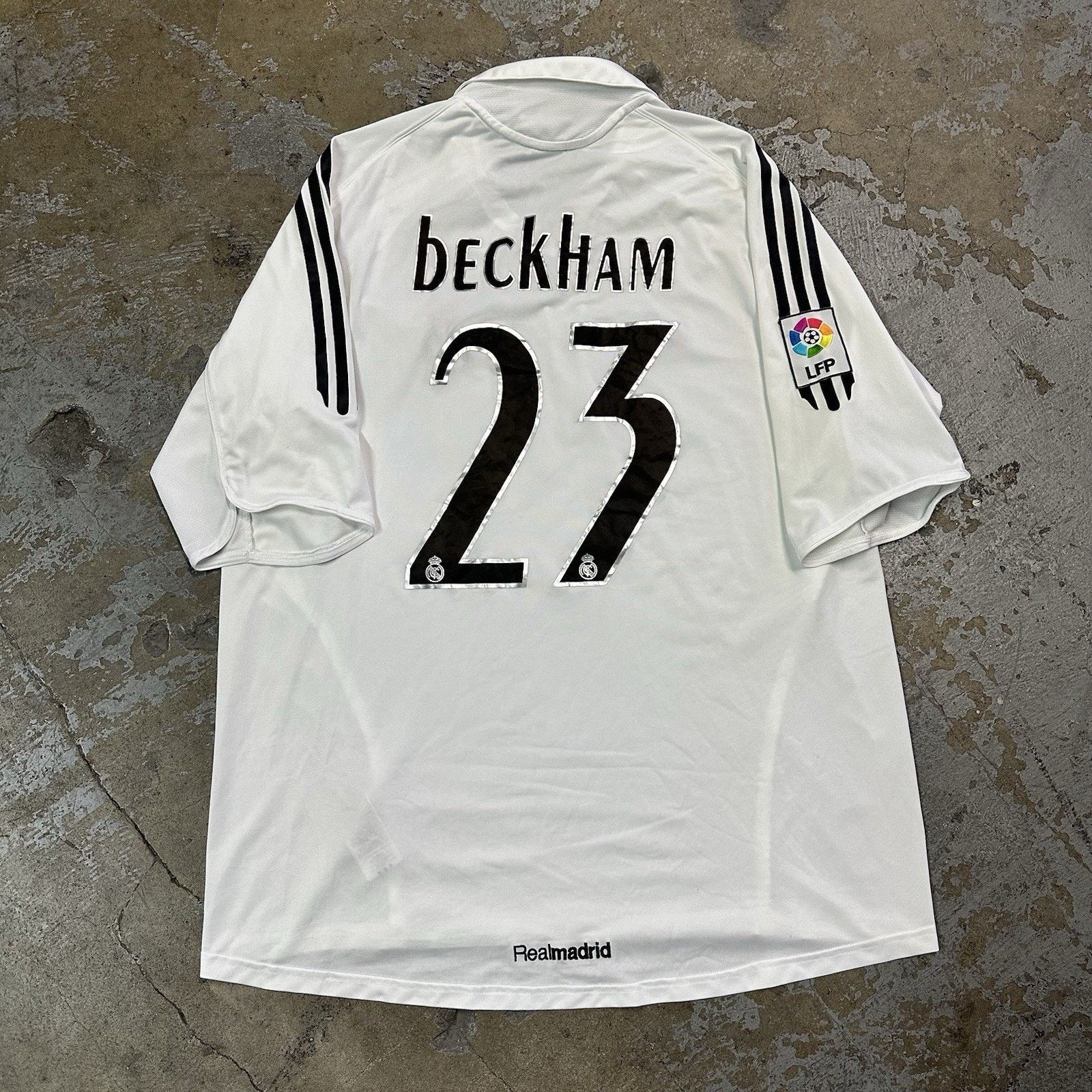Adidas 2005 Adidas Real Madrid David Beckham Soccer Jersey Size US XL / EU 56 / 4 - 1 Thumbnail