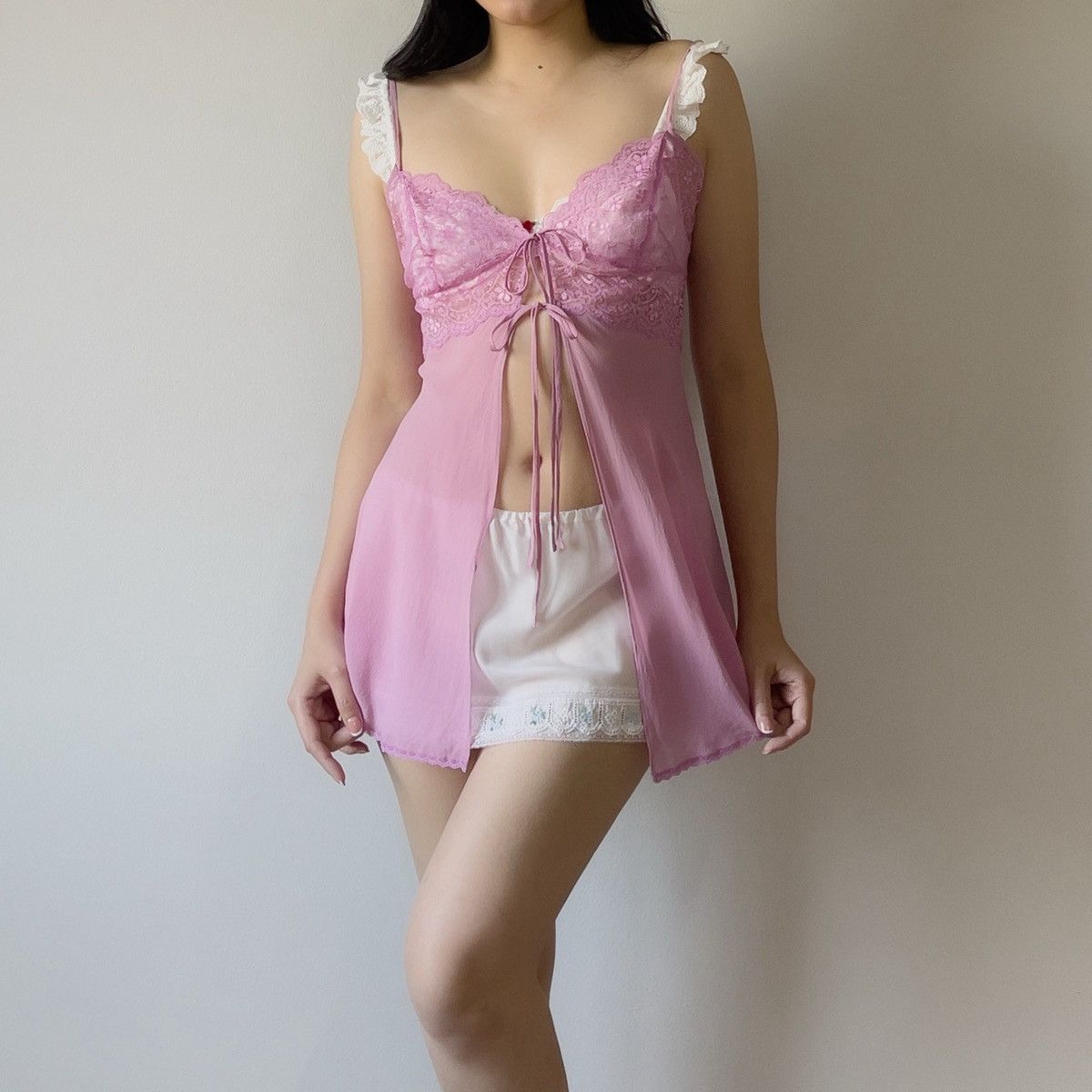 Victoria's Secret Vintage 2000s Pink Lace & Silk Camisole (Medium) Size M / US 6-8 / IT 42-44 - 5 Thumbnail