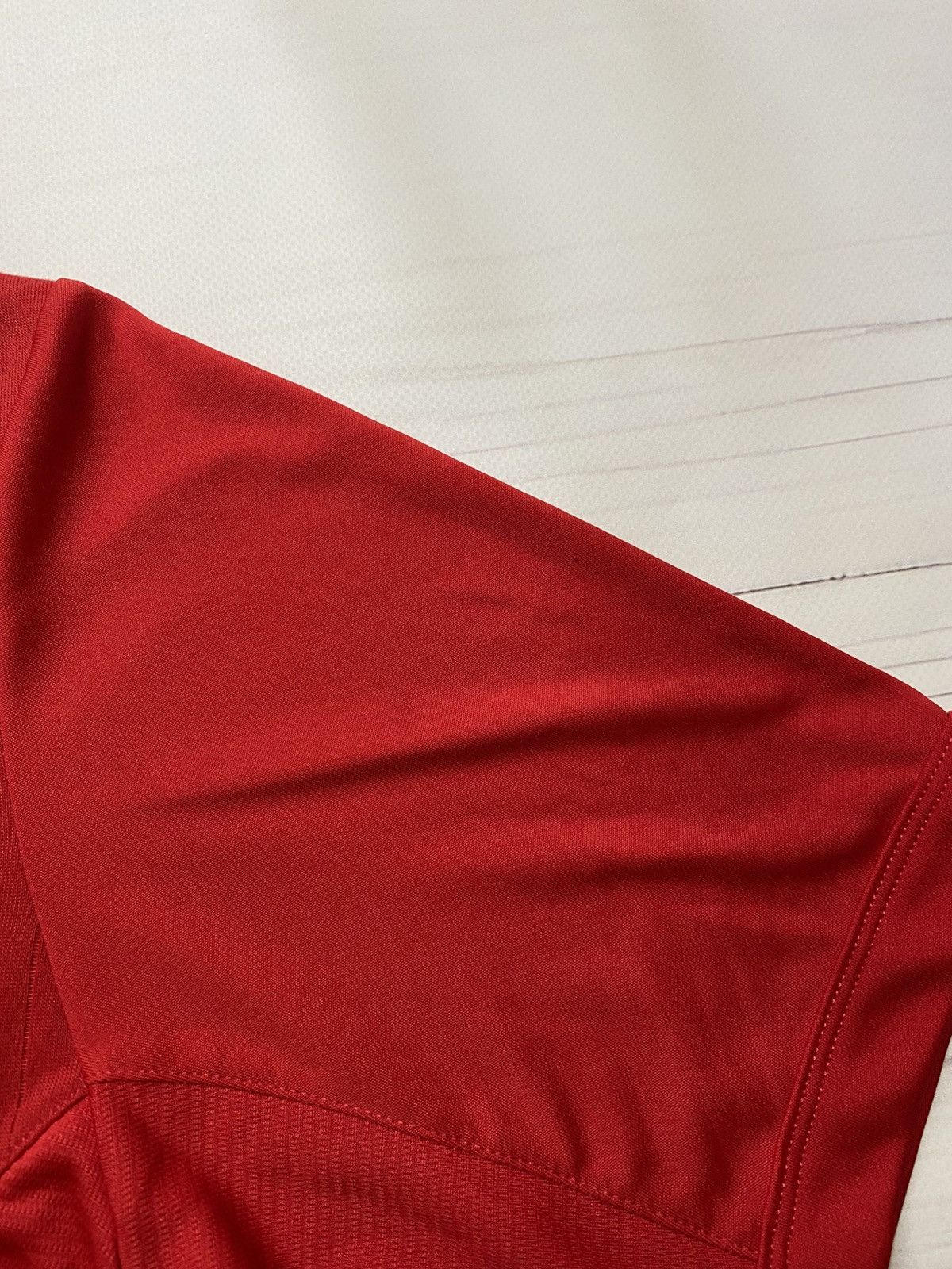 Warrior Vintage Warrior Liverpool 2012/13 home soccer jersey t shirt Size US M / EU 48-50 / 2 - 12 Thumbnail