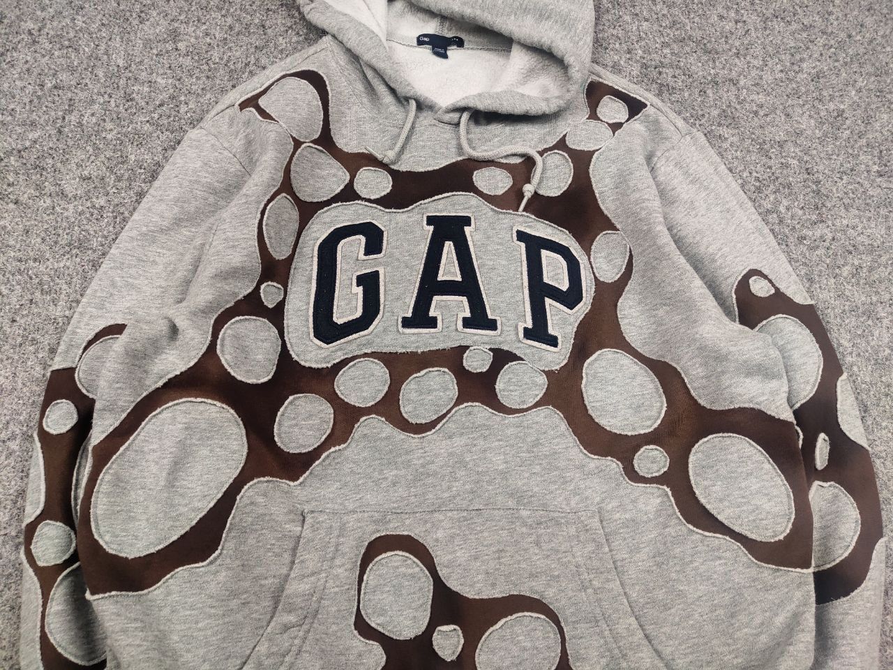 Gap Vintage Rare Gap Logo reworked Hoodie Gray Y2K Style Size US S / EU 44-46 / 1 - 6 Thumbnail