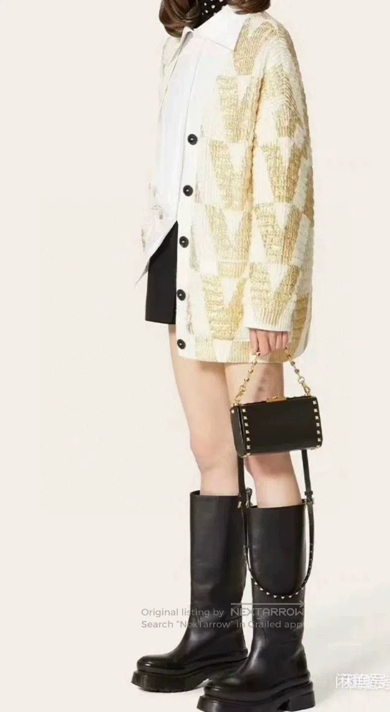 Valentino Valentino Gold V letter cardigan Size S / US 4 / IT 40 - 3 Thumbnail
