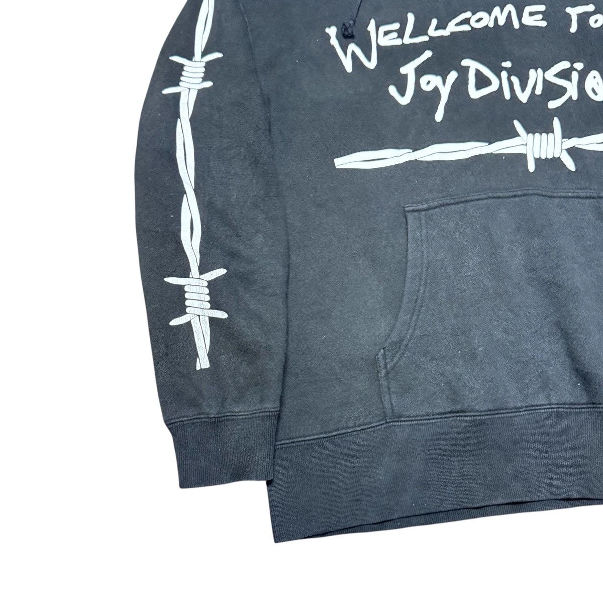 G.V.G.V. Nakid By GVGV Wellcome To Joy Division Hoodie Size US M / EU 48-50 / 2 - 3 Thumbnail