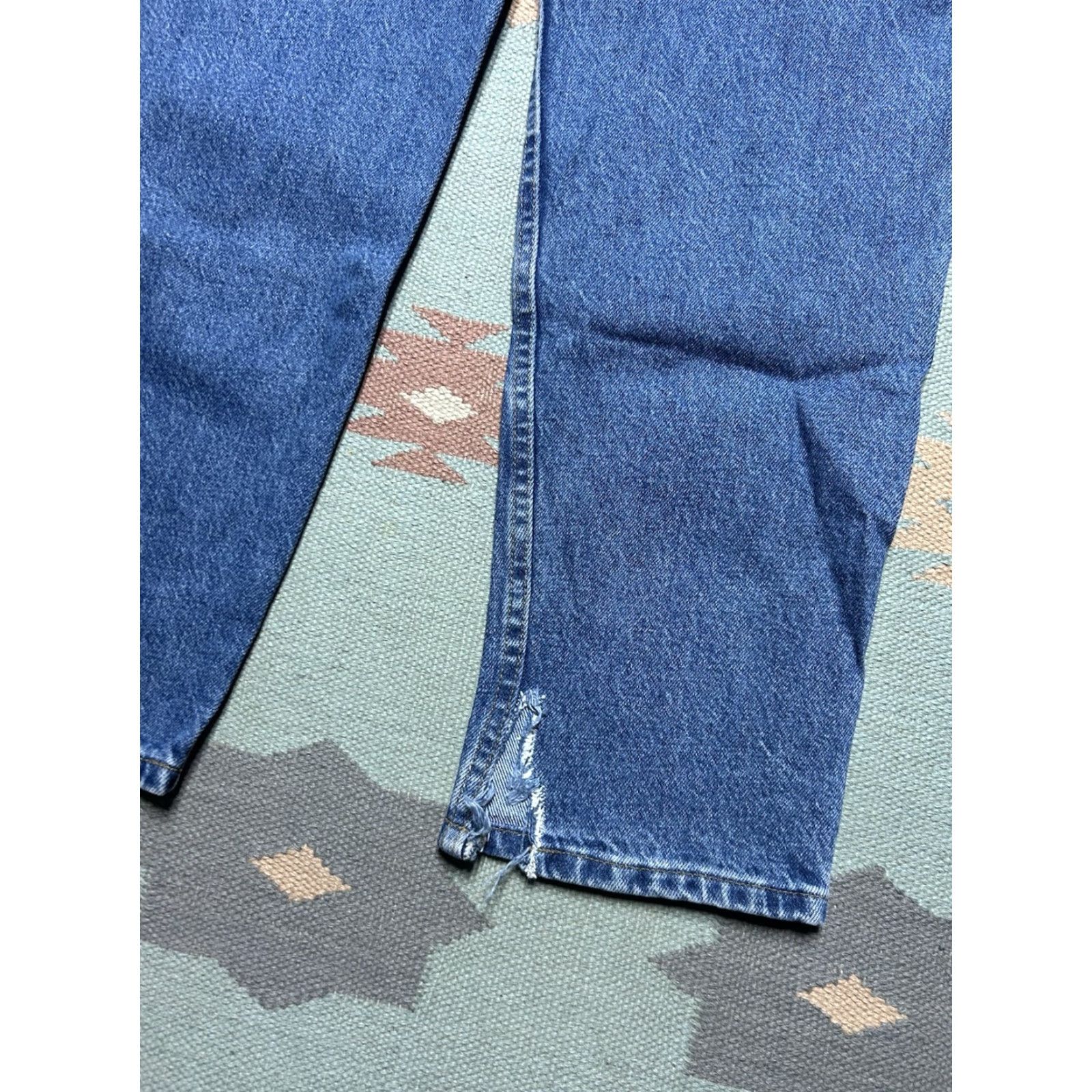 Carhartt VINTAGE Carhartt Jeans Denim Relaxed Fit 33x32 Dark Blue Workwear 90s Mens Jeans B17 DST Size US 33 - 6 Thumbnail
