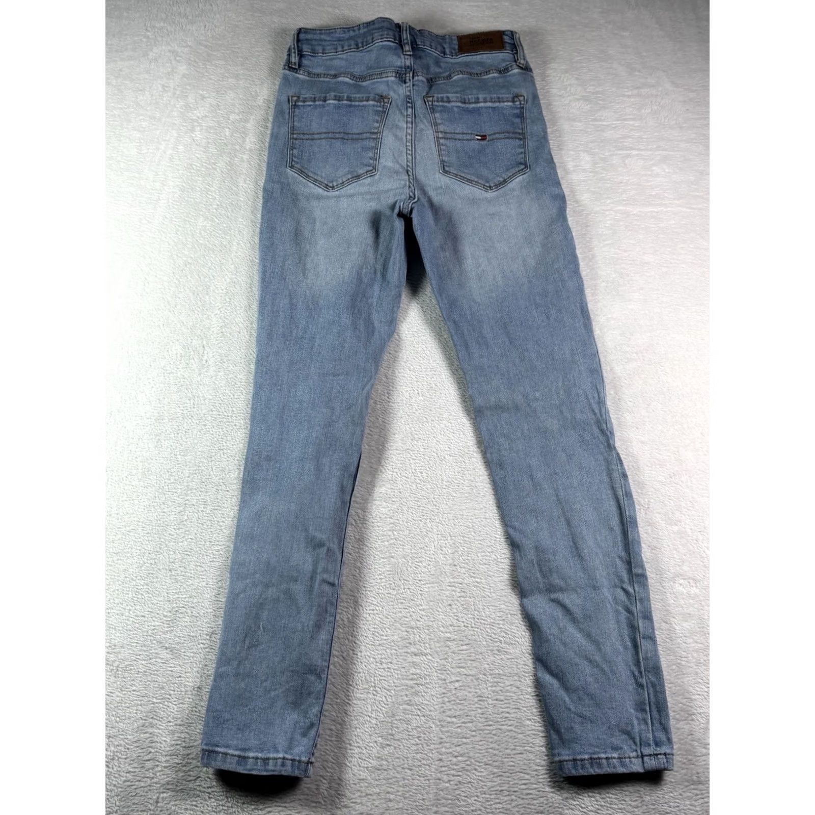 Tommy Hilfiger Tommy Hilfiger Jeans Women's Size 4 Blue Light Washed Straight Leg Denim Size 27" / US 4 / IT 40 - 2 Thumbnail