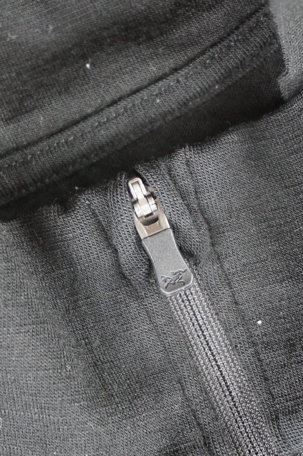 Arc'teryx Arc'teryx Rho Merino Wool Zip Neck Mens Small Black Base Size US S / EU 44-46 / 1 - 5 Thumbnail