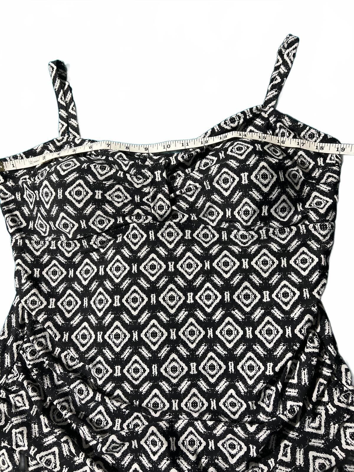 Hilo Hattie Hilor Black White Patterned Sleeveless Top Ruffle Detail 20 Size ONE SIZE - 3 Thumbnail
