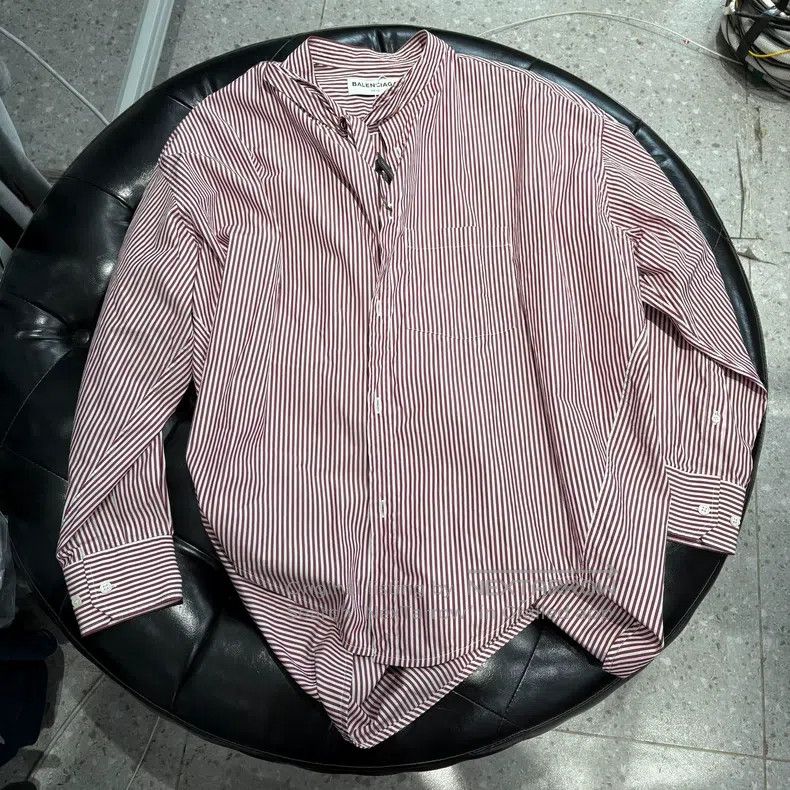 Balenciaga Balenciaga Letter Logo Printed Striped Collar Shirt, Red, Size XXS / US 00 / IT 34 - 1 Thumbnail