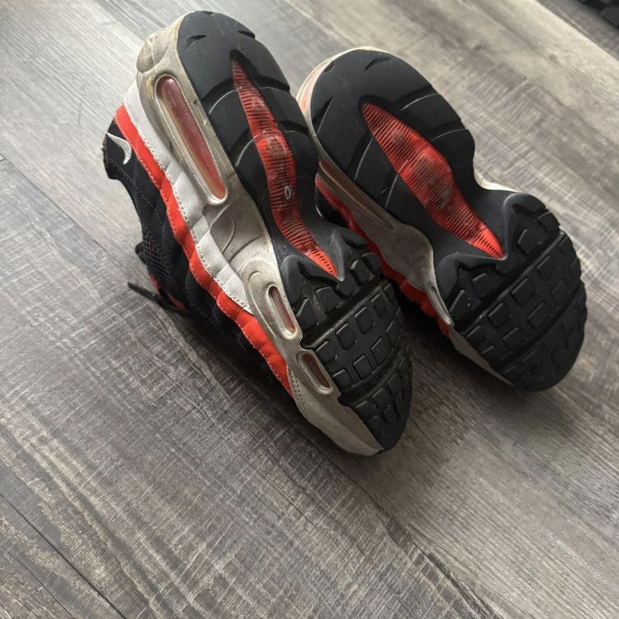 Nike NIKE • Air Max '95 "Baltimore Away" (8M) Size US 8 / EU 41 - 5 Thumbnail