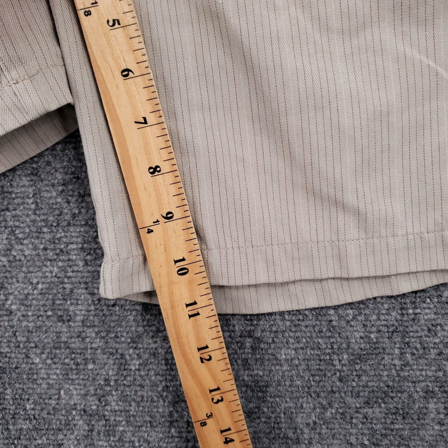 O'Neill VINTAGE O'Neill Shorts Mens 32 Gray Striped Chino Bermuda Zip Fly Y2K Shorts Mens Gray Striped Chino Bermuda Zip Fly Y2K Size US 32 / EU 48 - 5 Thumbnail