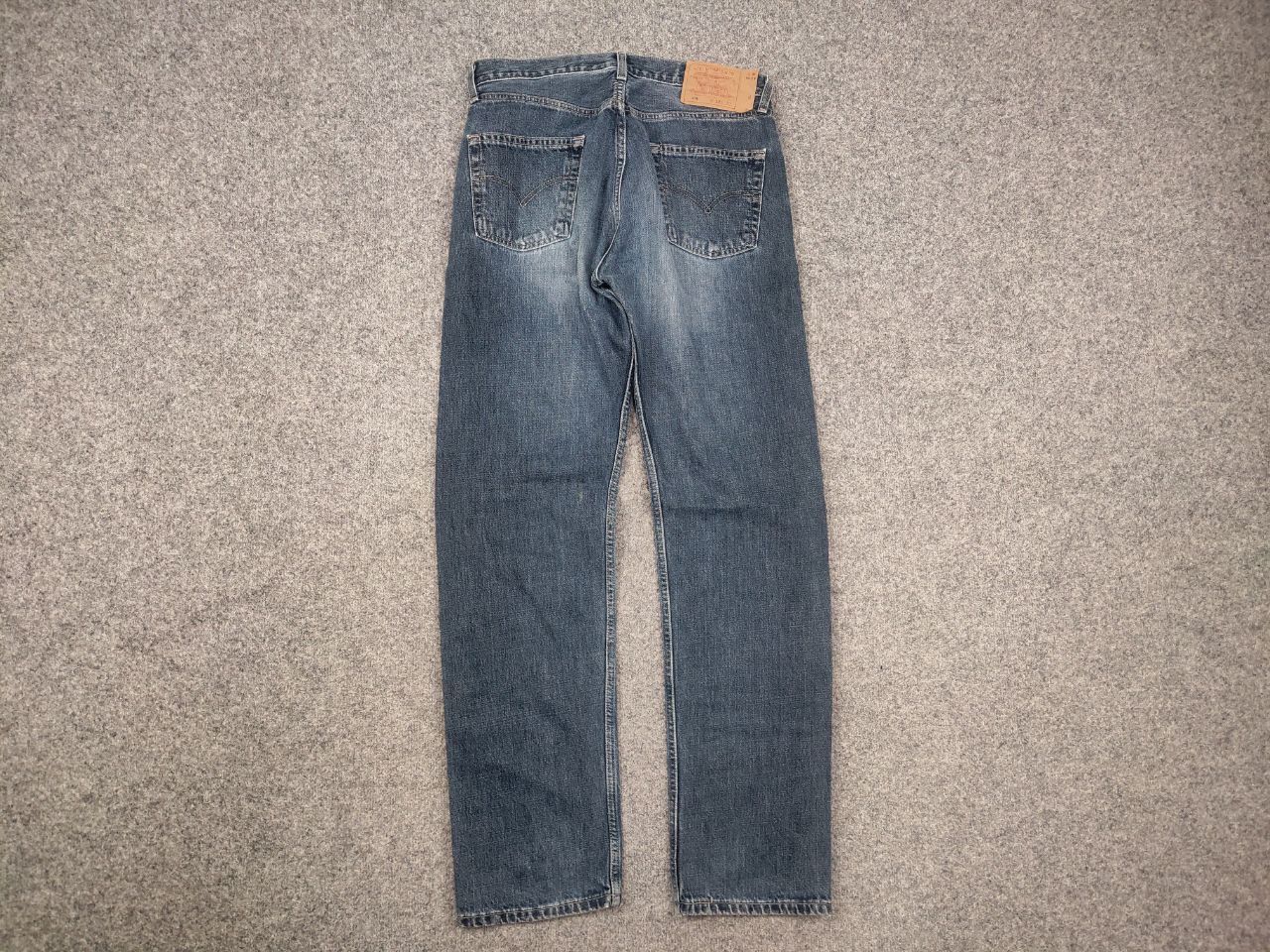 Levi's Vintage 90's Levi's 501 USA Perfect Faded Blue denim Jeans Size US 32 / EU 48 - 8 Thumbnail