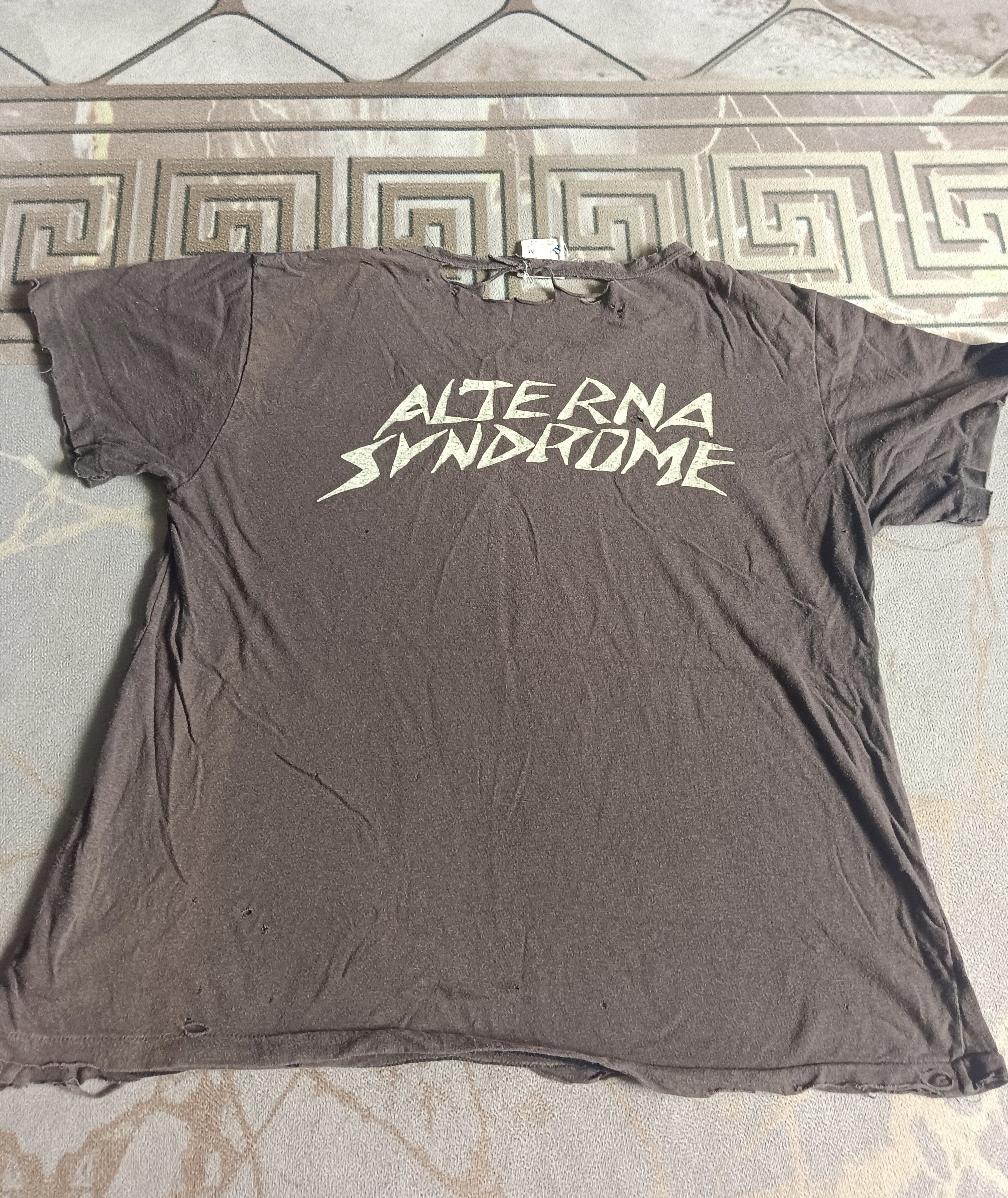 Band Tees Vintage Alterna Syndrome Distressed Size US S / EU 44-46 / 1 - 8 Thumbnail
