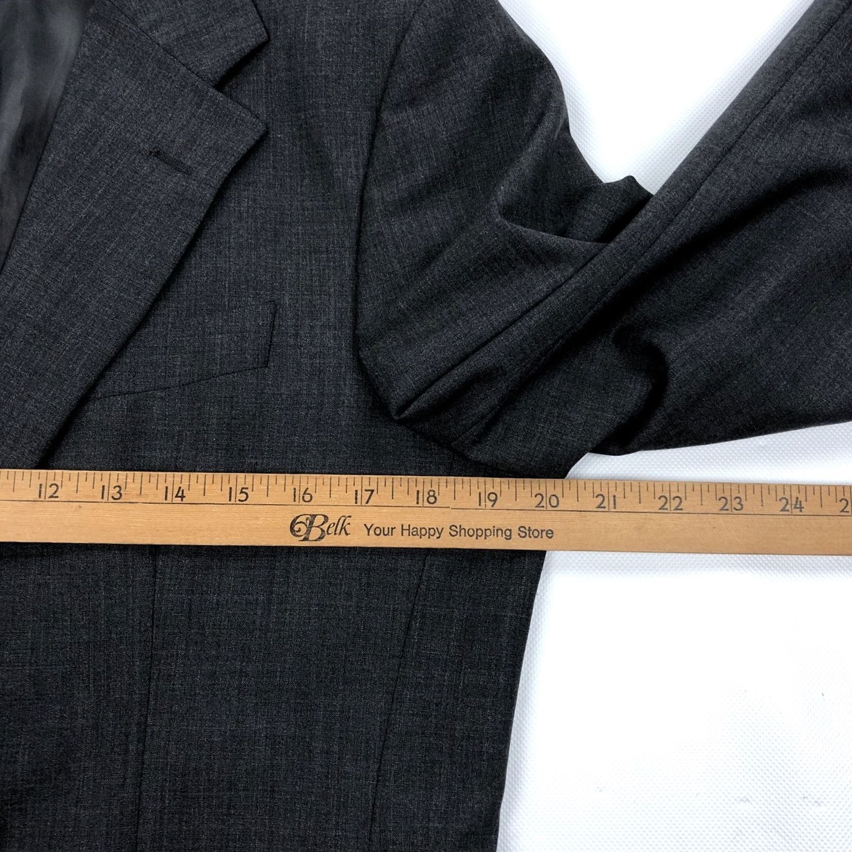Banana Republic Banana Republic Men's 38R Suit Jacket Wool Blend Charcoal Gray 2 Piece Notch Lapel Single Breasted 40in Chest Regular Vintage? No (Y2K) Size 38R - 6 Thumbnail