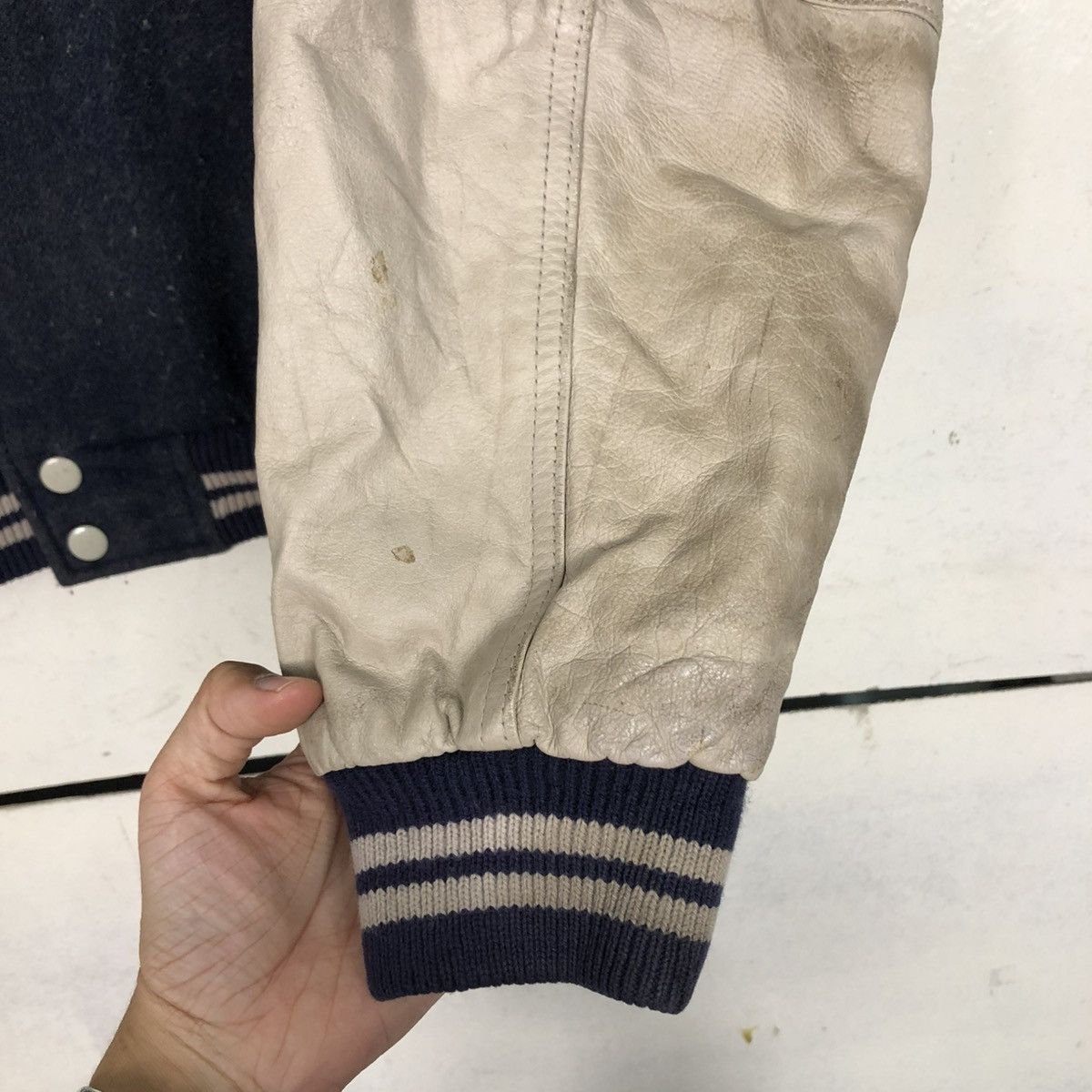 Japanese Brand 🔥VINTAGE BOMBER JACKET SUNTORY BOSS COFFEE BIG LOGO Size US M / EU 48-50 / 2 - 17 Thumbnail