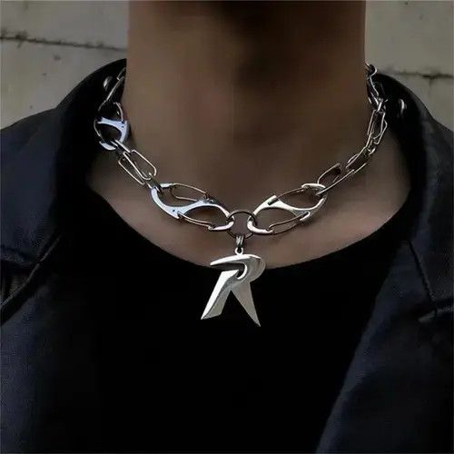 Jewelry R Pendant Necklace Size ONE SIZE - 2 Thumbnail