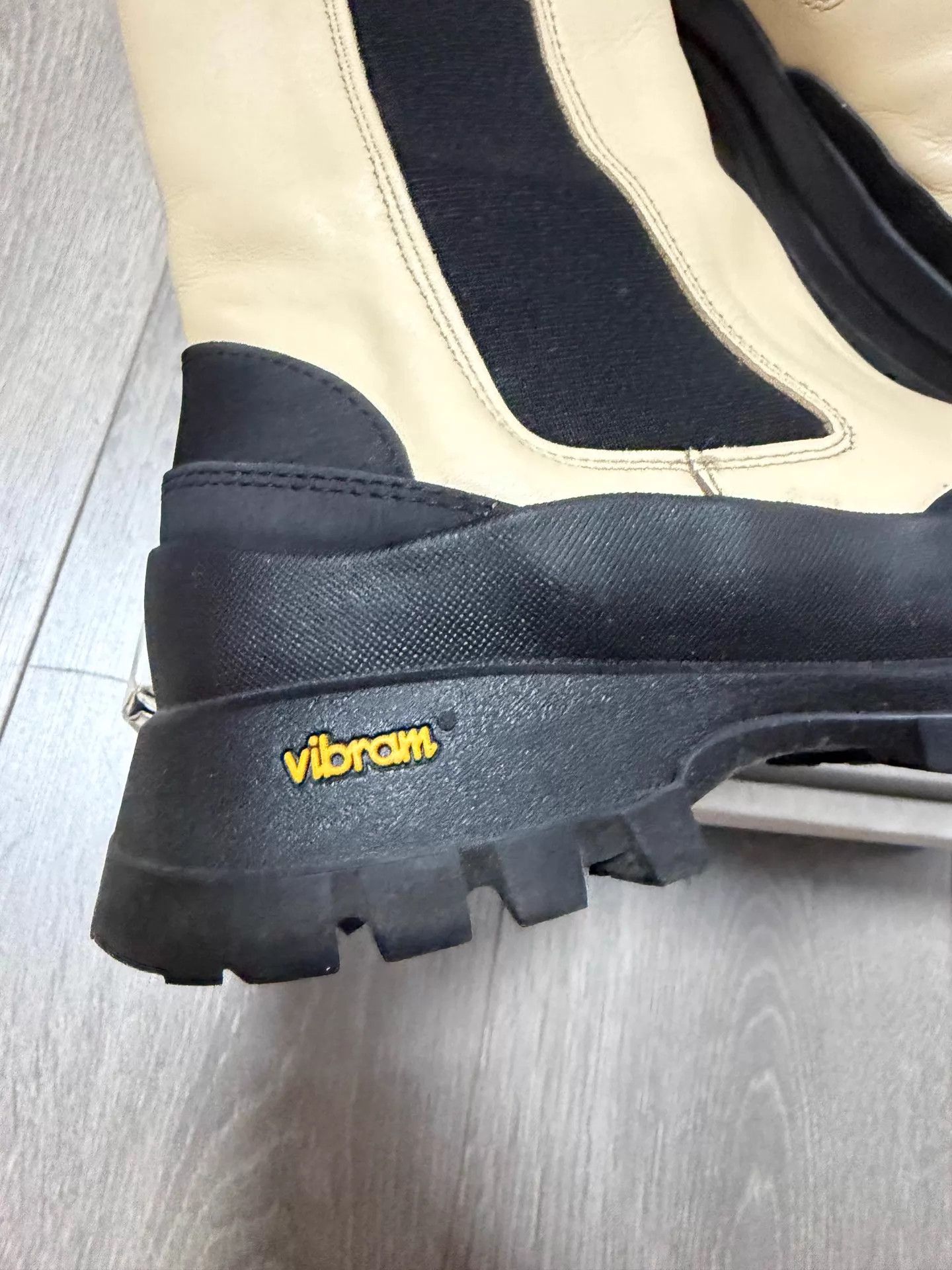 Vibram LOW CLASSIC 36 boots Size US 5.5 / IT 35.5 - 3 Thumbnail