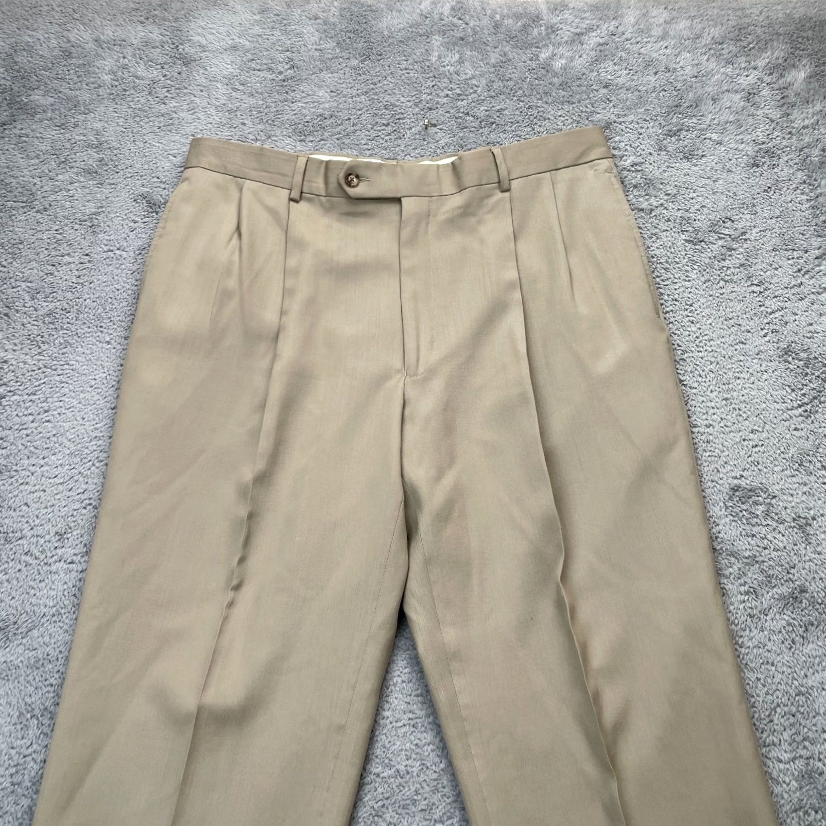 Jos. A. Bank VINTAGE Jos A Bank Pants Mens Medium Beige Dress Pleated Cuffed Straight Leg Formal Size US 34 / EU 50 - 5 Thumbnail