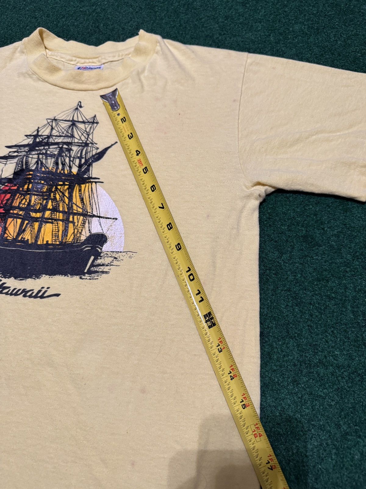 Hanes × Vintage Vintage 80s Hawaii Beach Sailing Tall Ships Retro T Shirt Size US M / EU 48-50 / 2 - 8 Thumbnail