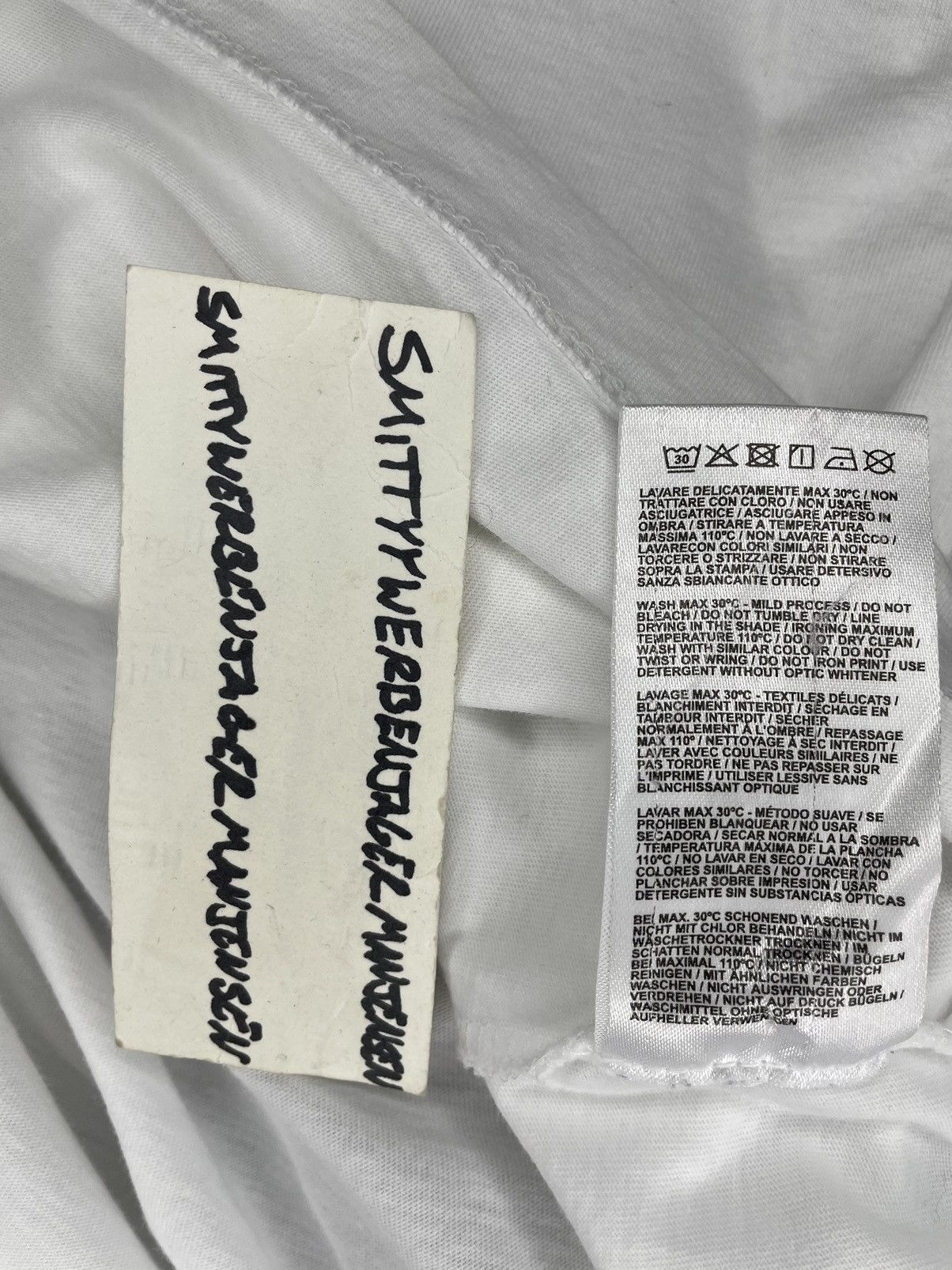 Raf Simons Raf Simons Smiley T-Shirt Size M / US 6-8 / IT 42-44 - 8 Thumbnail