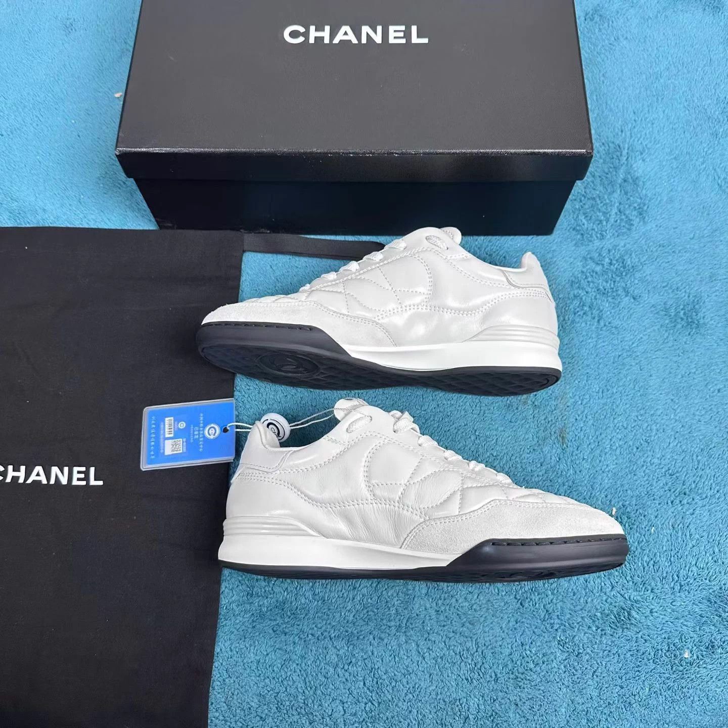 Chanel Chanel 25S Deerupt White 35 Size US 4 / IT 34 - 3 Thumbnail
