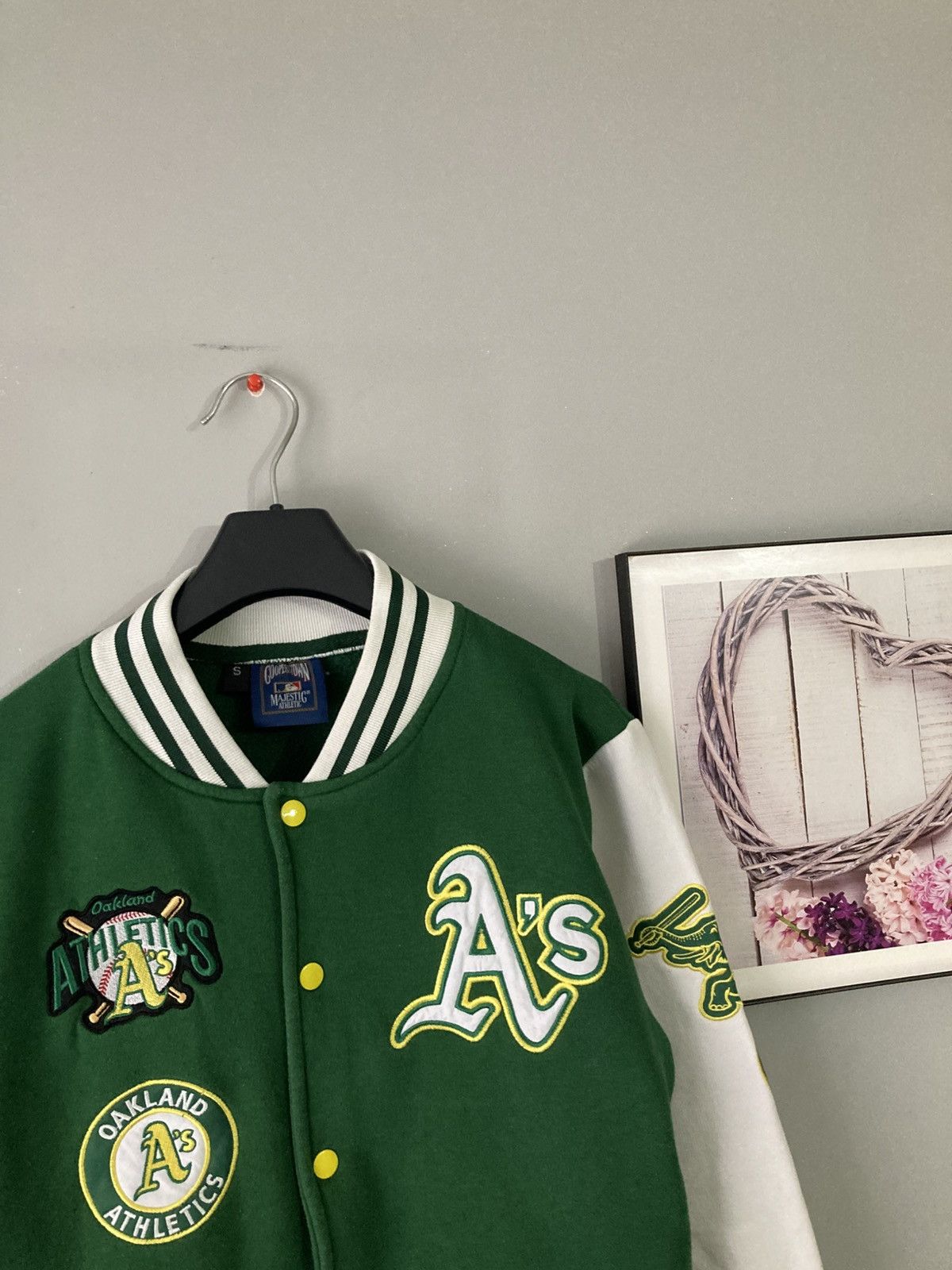 Majestic Vintage majestic oakland athletics mlb bomber varsity jacket Size US S / EU 44-46 / 1 - 3 Thumbnail