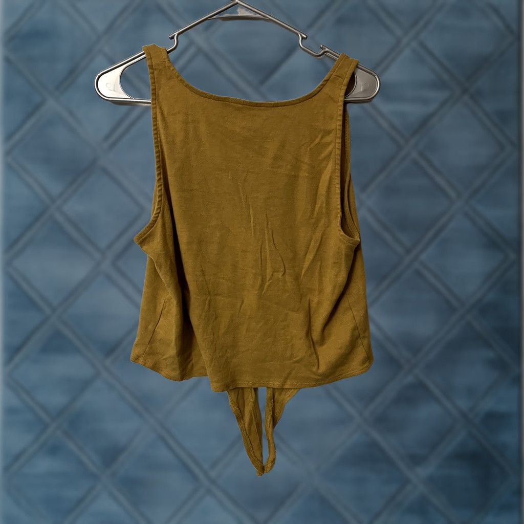 American Eagle Outfitters American Eagle Outfitters Tank Top Womens Large Yellow V Neck Tie Front Knot Sleeveless Size L / US 10 / IT 46 - 1 Thumbnail