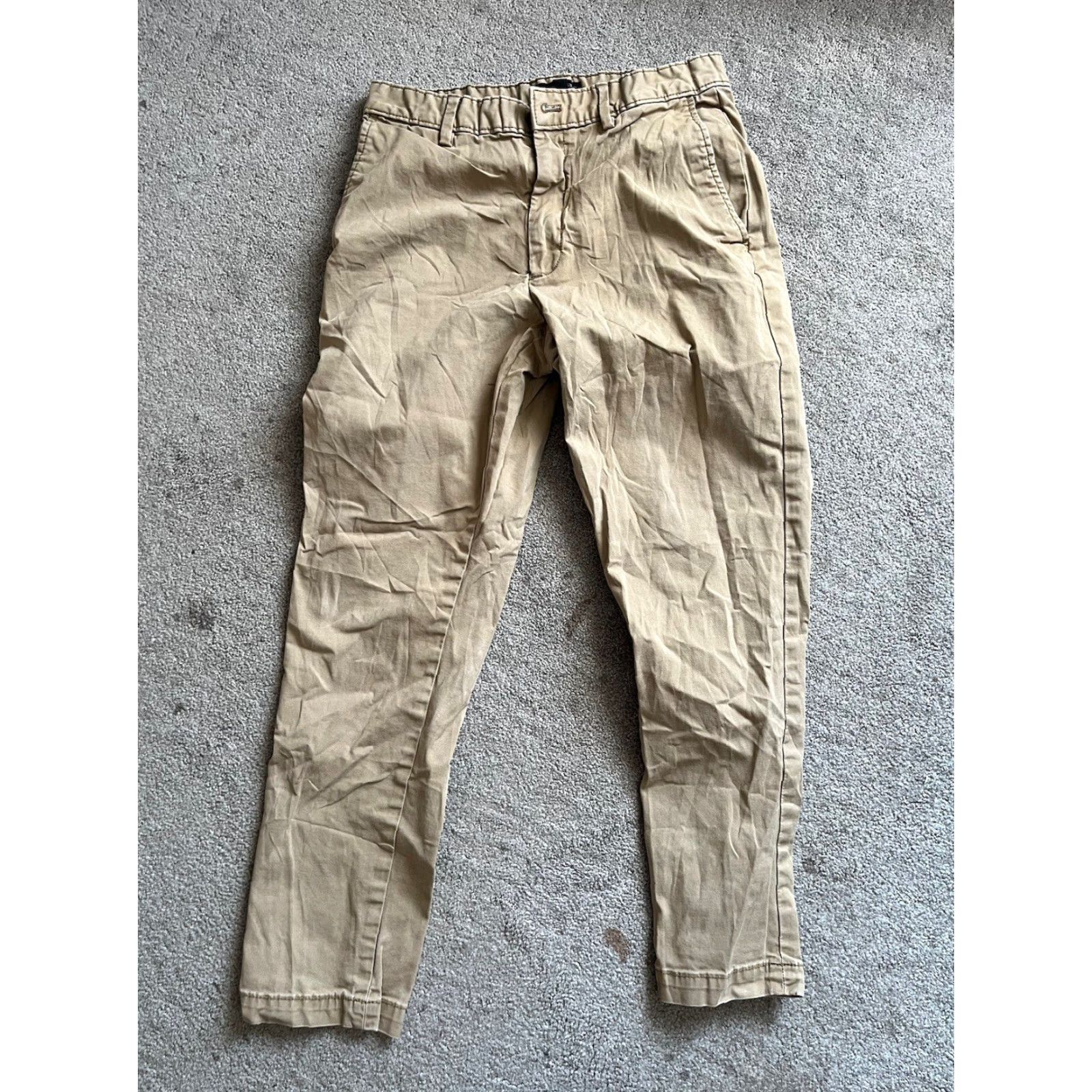 Banana Republic Banana Republic Men’s Chino Slim Athletic Fit Pants Beige 30x30 Pants Mens Beige 30x30 Chino Slim Athletic Fit Banana Republic Size US 30 / EU 46 - 3 Thumbnail