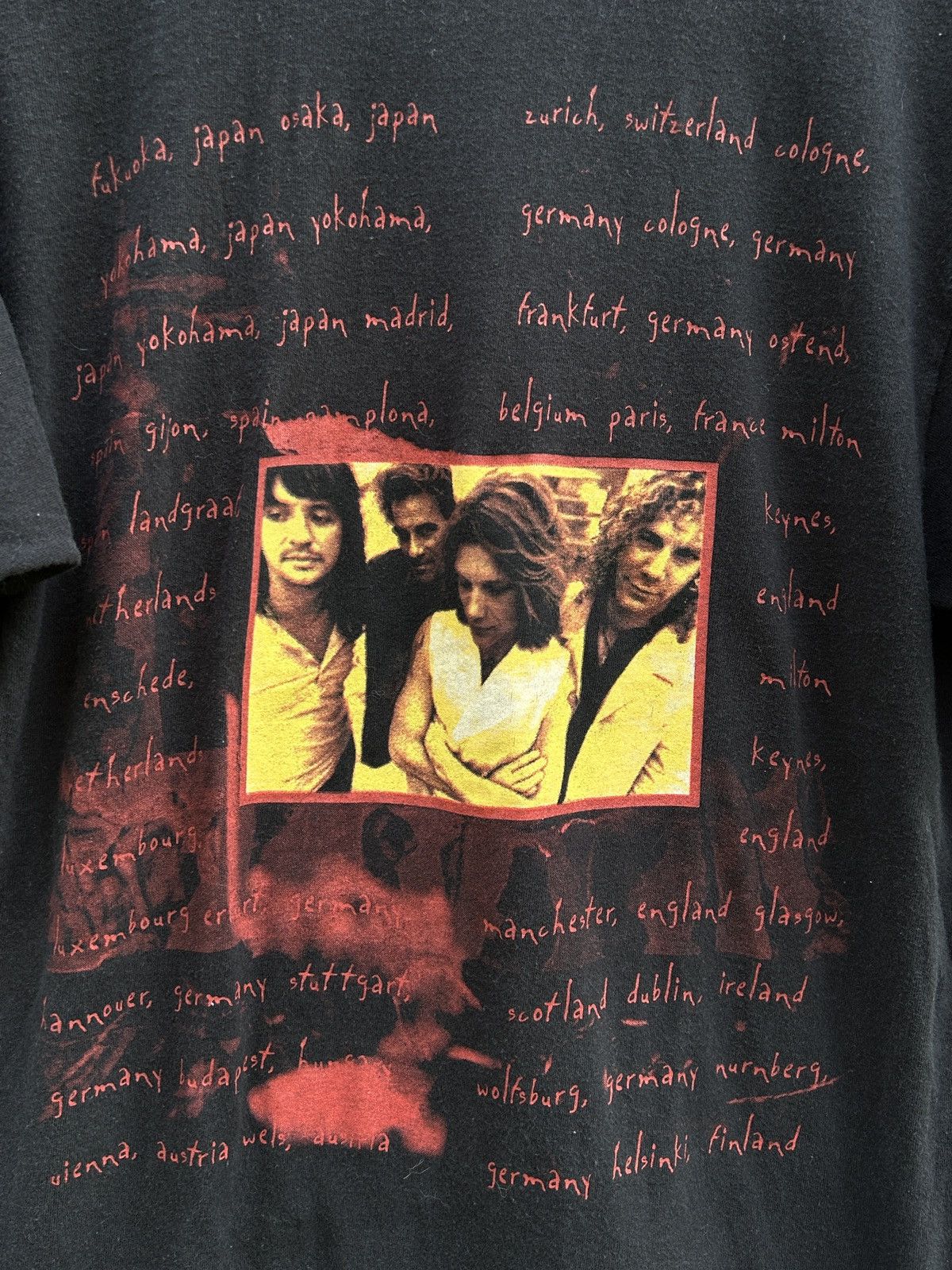 Band Tees 90s Vintage 1996 Bon Jovi These Days Tour Rare T-Shirt Size US M / EU 48-50 / 2 - 7 Thumbnail