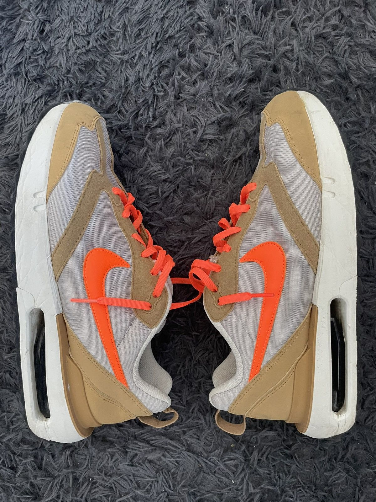 Nike Nike Air Max Dawn Shoes - Elemental Gold / Orange DM0013-700 Size US 9.5 / EU 42-43 - 2 Thumbnail