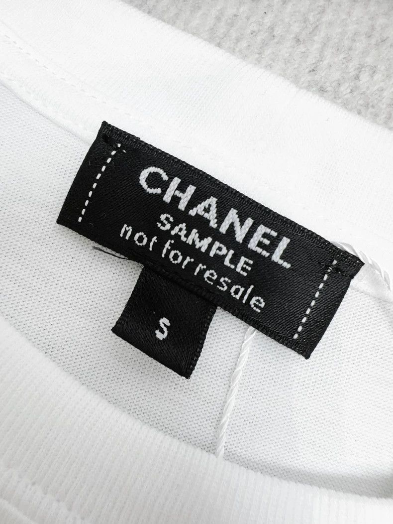 Chanel Chanel 24C vacation series white short-sleeved double C di Size S / US 4 / IT 40 - 7 Thumbnail
