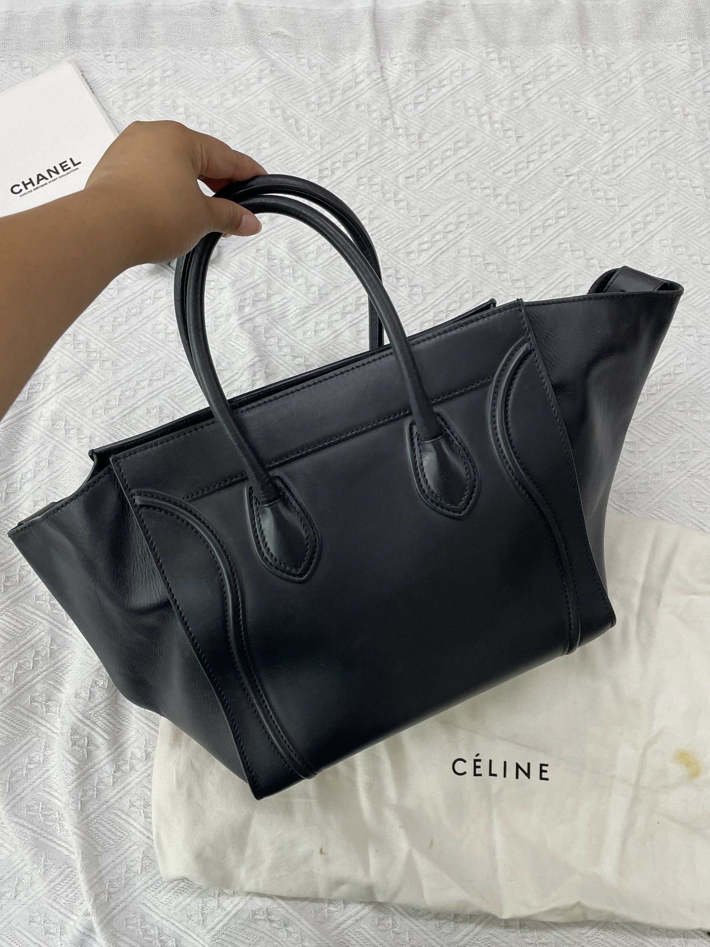 Celine Celine Black Smile Handbag with Dust Bag Size ONE SIZE - 2 Thumbnail
