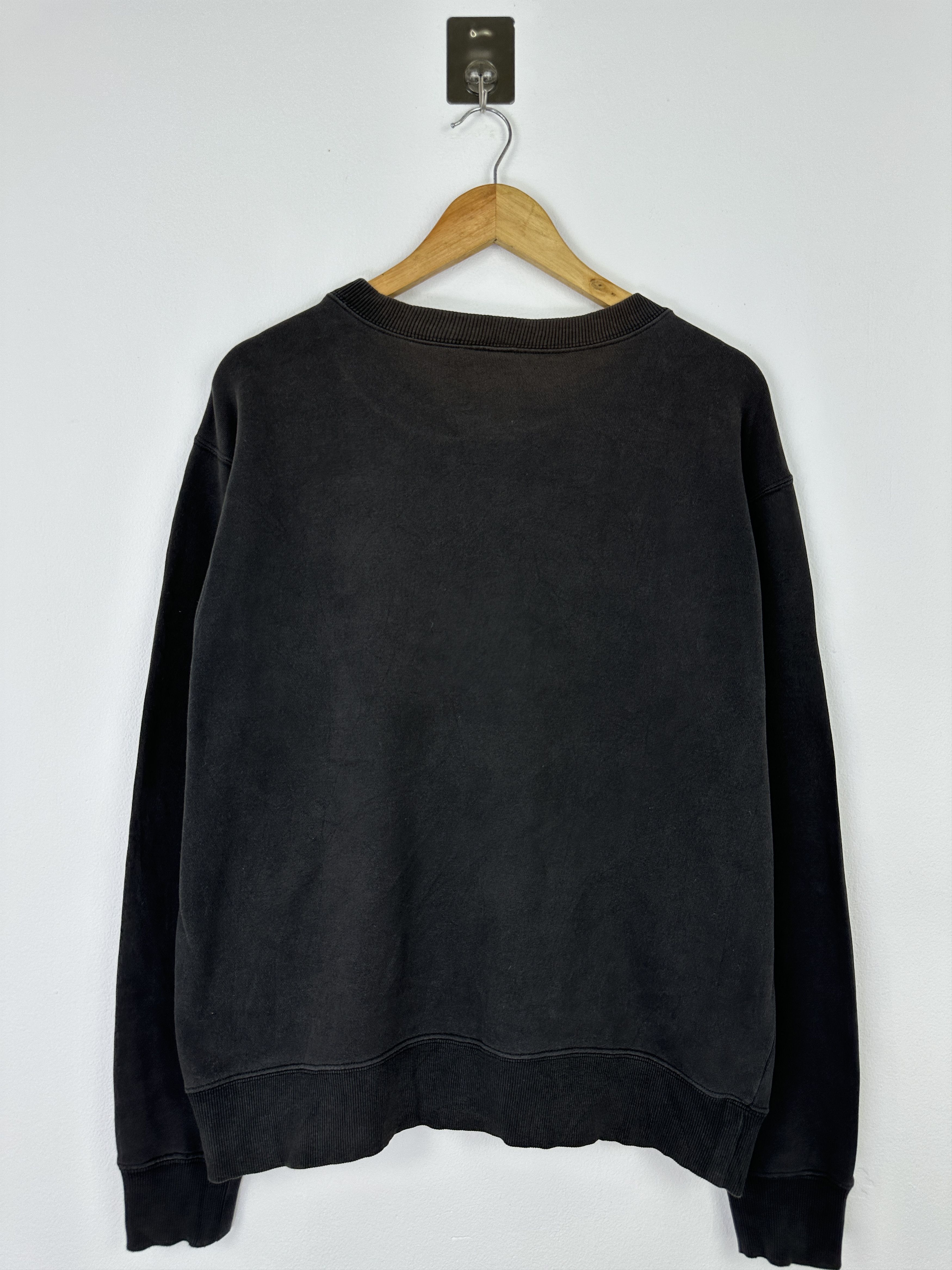 Champion Vintage Champion Sun Faded Black Crewneck Size XL BP0019 Size US XL / EU 56 / 4 - 3 Thumbnail