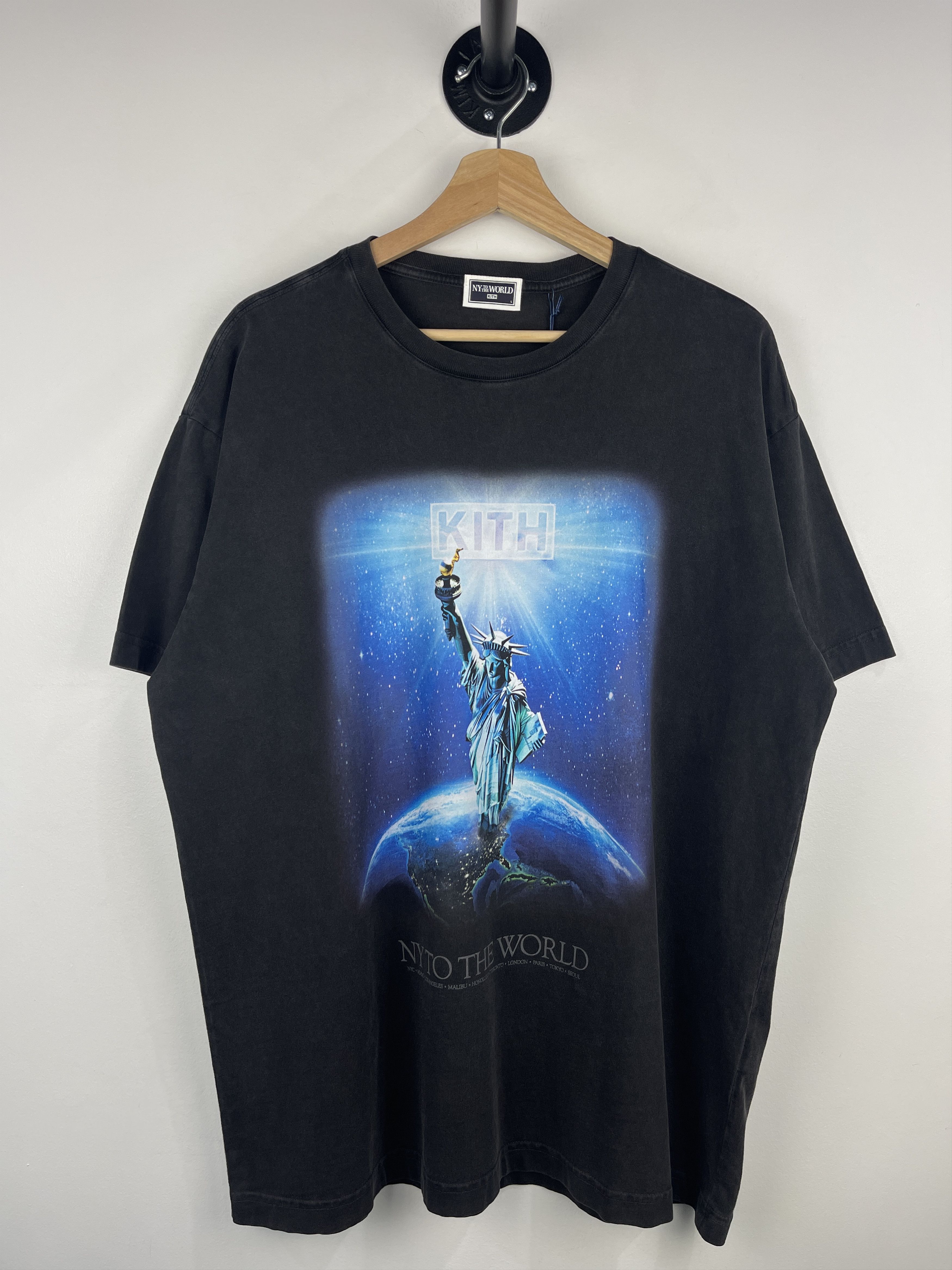 Kith Kith NY To The Worldwide Black Tee Size US L / EU 52-54 / 3 - 1 Thumbnail