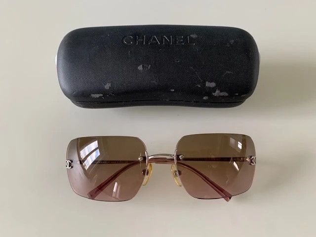 image of Chanel Sunglasses 4017 Rhinestone Logo Rimless Vintage in Pink, Women's