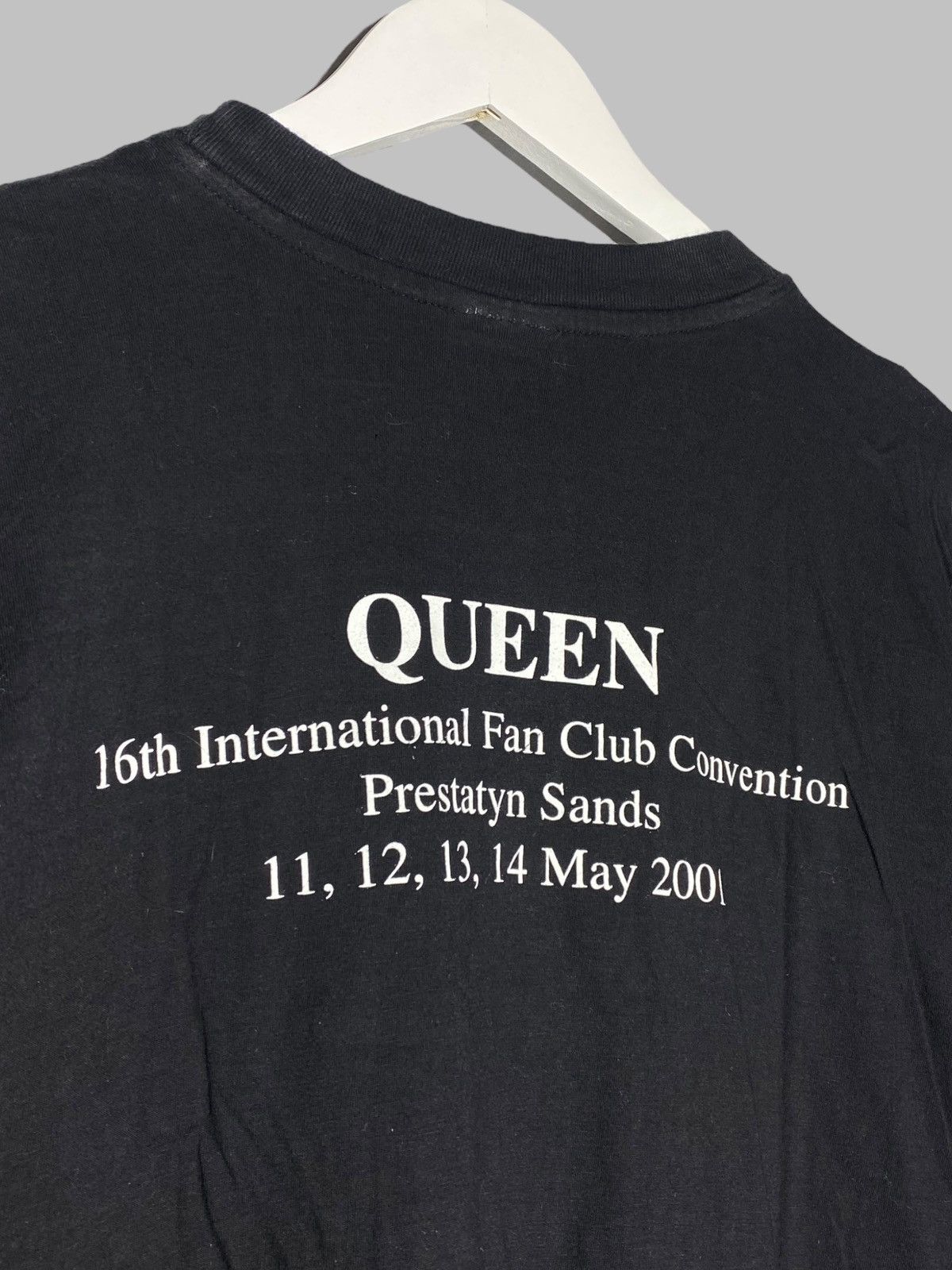 Band Tees × Vintage Vintage 2001 Queen Band T-shirt Size US M / EU 48-50 / 2 - 8 Thumbnail