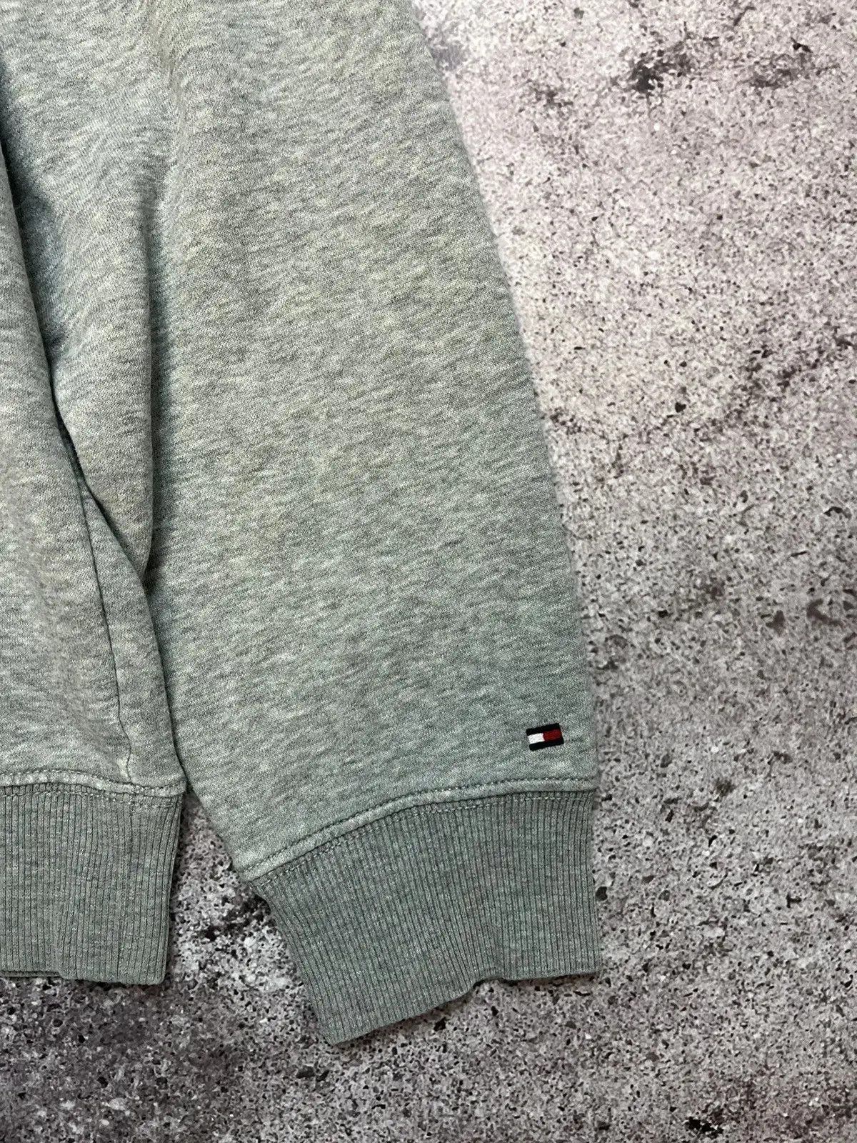 Tommy Hilfiger Tommy Hilfiger Medium Gray Sweatshirt Size US M / EU 48-50 / 2 - 3 Thumbnail