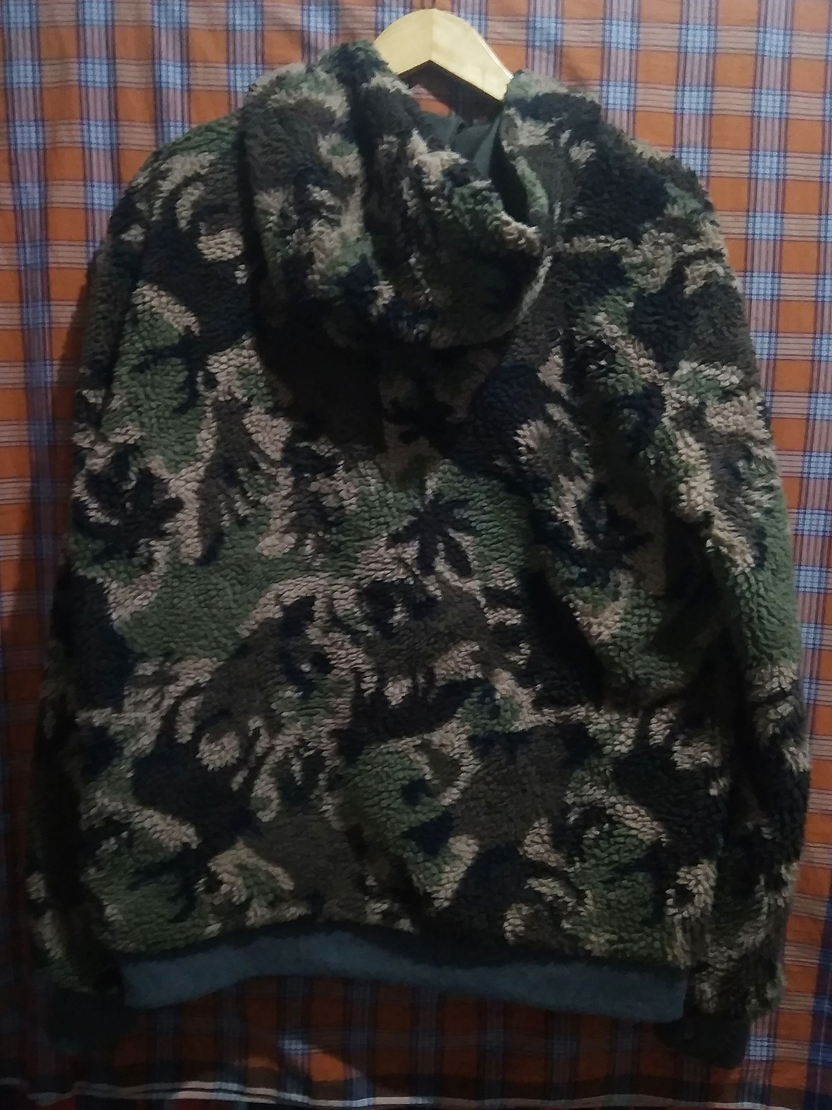 Japanese Brand Kriff Mayer hidden weed animals camo fleece Reversible Size US L / EU 52-54 / 3 - 9 Thumbnail