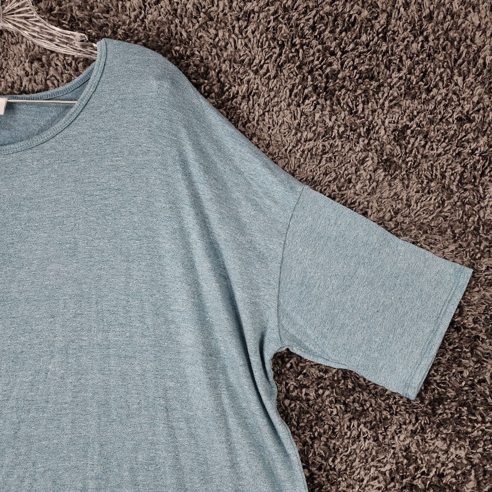 Vintage LuLaRoe Womens Blue Heathered Short Sleeve Loose Round Tee XL Size Size 40" / US 18 - 2 Thumbnail