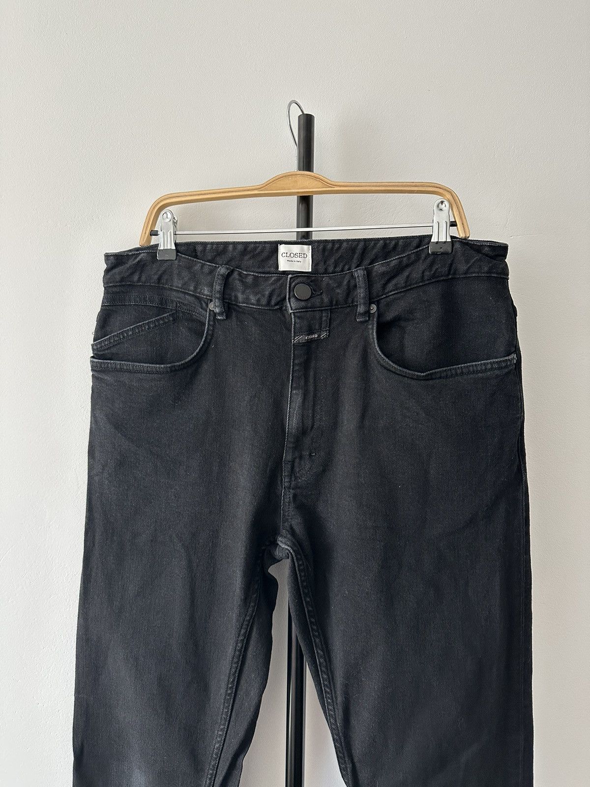 CLOSED CLOSED Jeans Tapered Fit selvedge denim stretch trousers Size US 34 / EU 50 - 3 Thumbnail