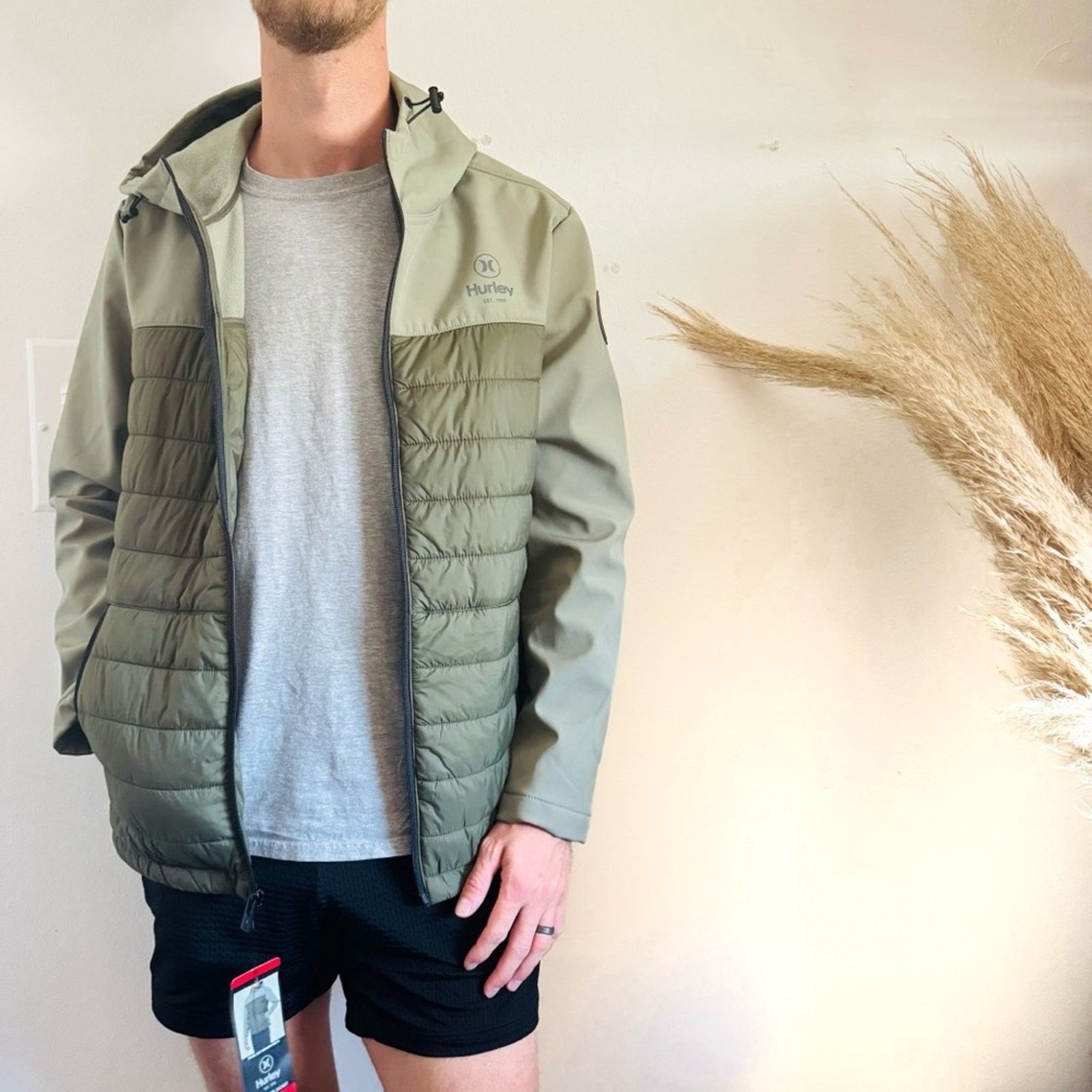 Hurley NEW HURLEY Olive Green Softshell Windproof Puff Jacket Coat Size US M / EU 48-50 / 2 - 1 Thumbnail