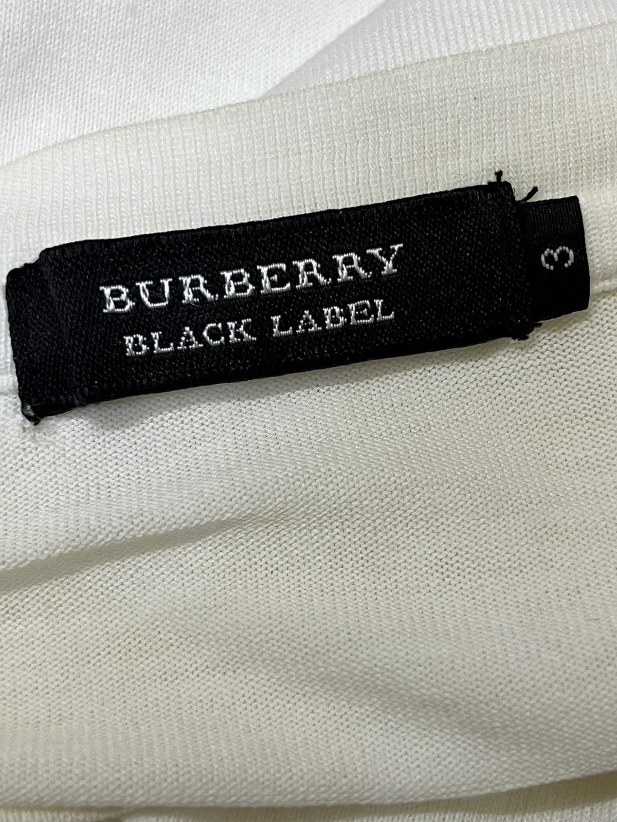 Burberry Nice🔥🔥BURBERRY BLACK LABEL union jack flag tee shirts Size US M / EU 48-50 / 2 - 13 Thumbnail
