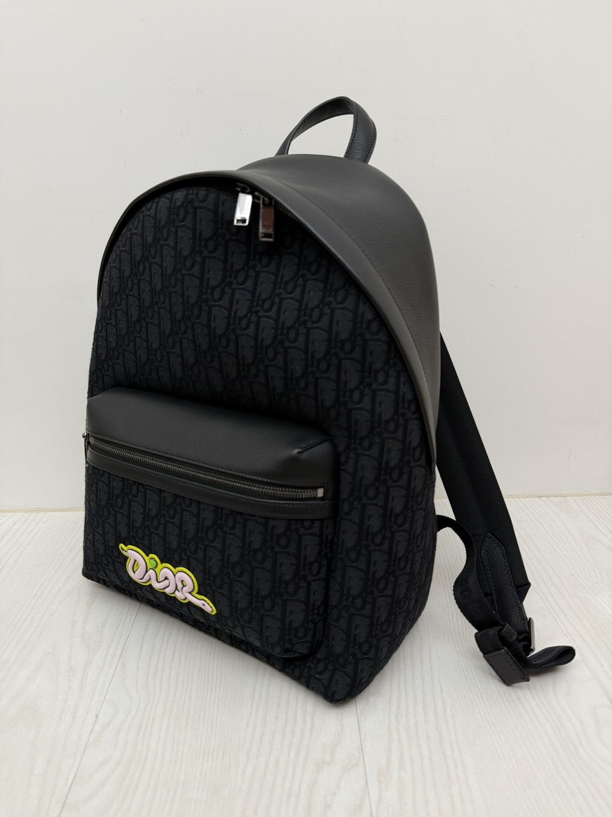 Dior × Kaws Dior X KAWS Rider 2.0 Zipped Backpack Black Size ONE SIZE - 7 Thumbnail